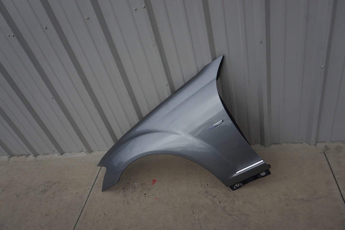 2007 - 2013 MERCEDES S550 W221 FRONT FENDER LEFT DRIVER SODE OEM