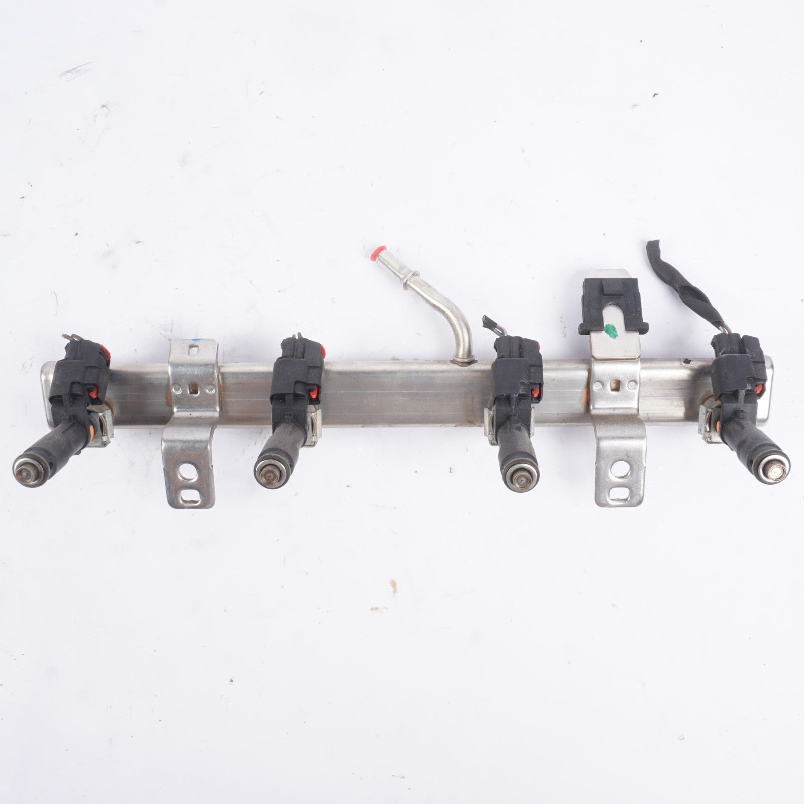 2016 - 2018 Fiat 500X 2.4L Engine Fuel Rail Injector with Injectors OEM