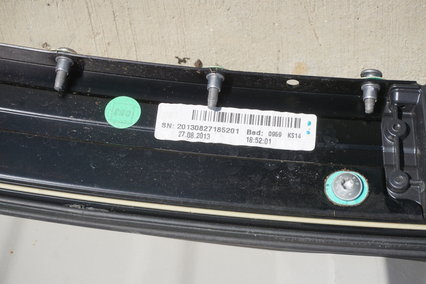 2011 - 2017 Mercedes W207 E350 E400 E550 Convertible Air Trim Wind Deflector OEM