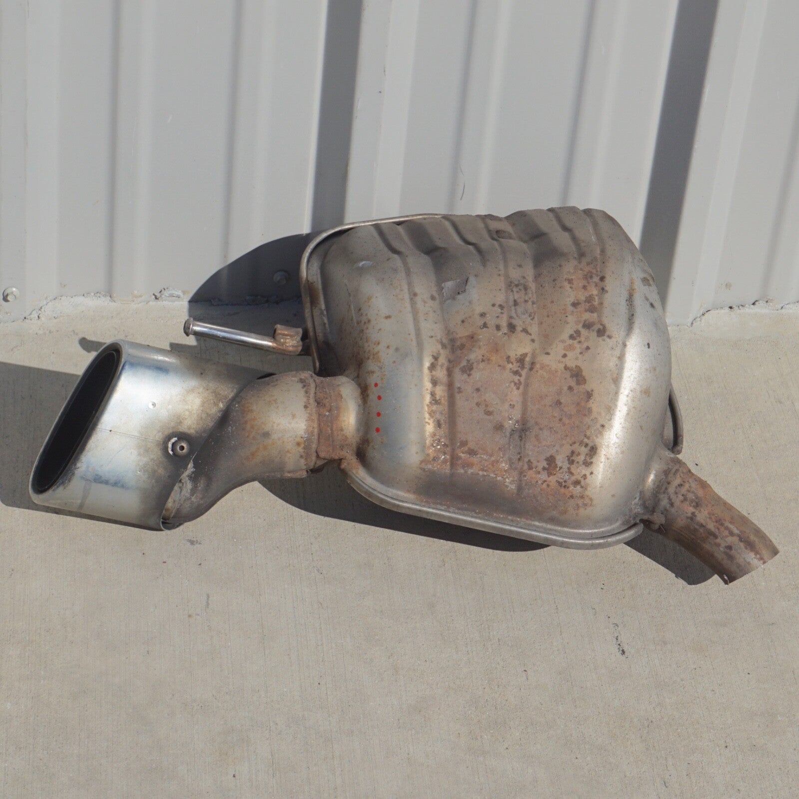 2003 - 2006 Mercedes Sl Class R230 Sl500 Muffler Exhaust Silencer Rear Right Oem