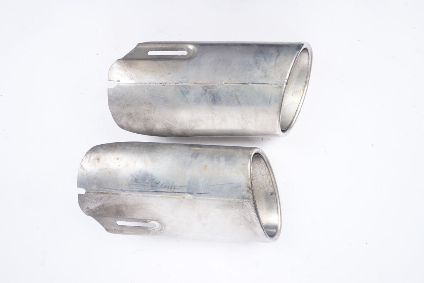 2012 - 2016 MERCEDES-BENZ E300 - Right Exhaust PIPE TIP 2044906427
