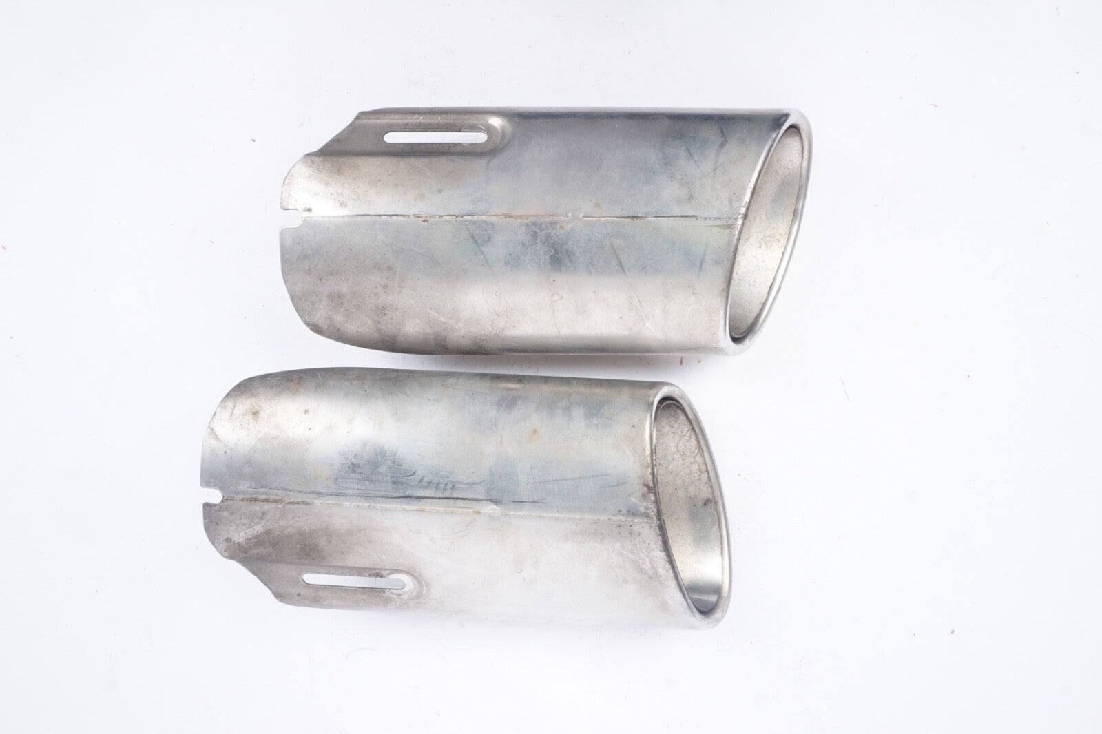 2012 - 2016 MERCEDES-BENZ E300 - Right Exhaust PIPE TIP 2044906427