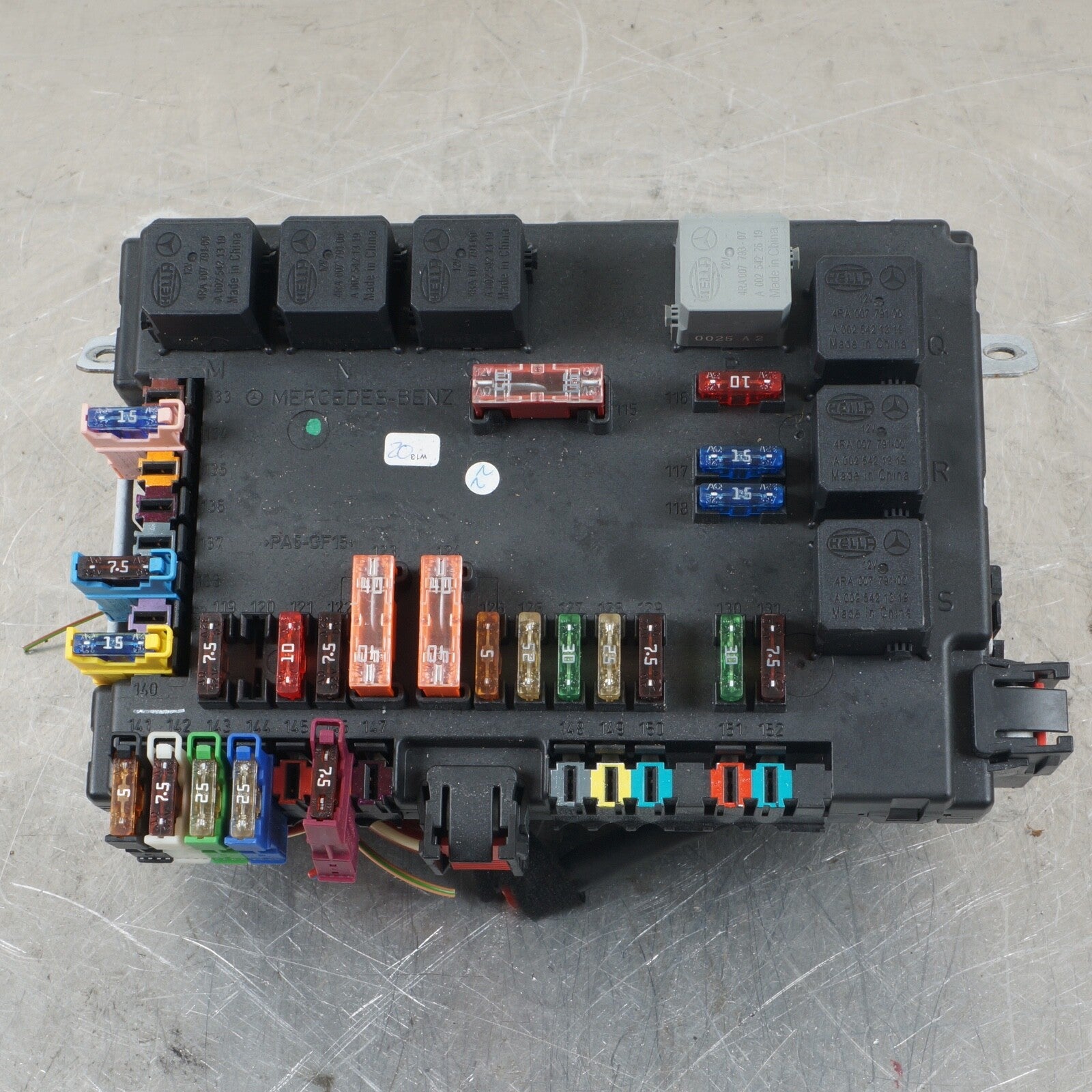 10-13 Mercedes W221 S400 S550 S63 AMG Rear Sam Fuse Box Relay Module Control OEM