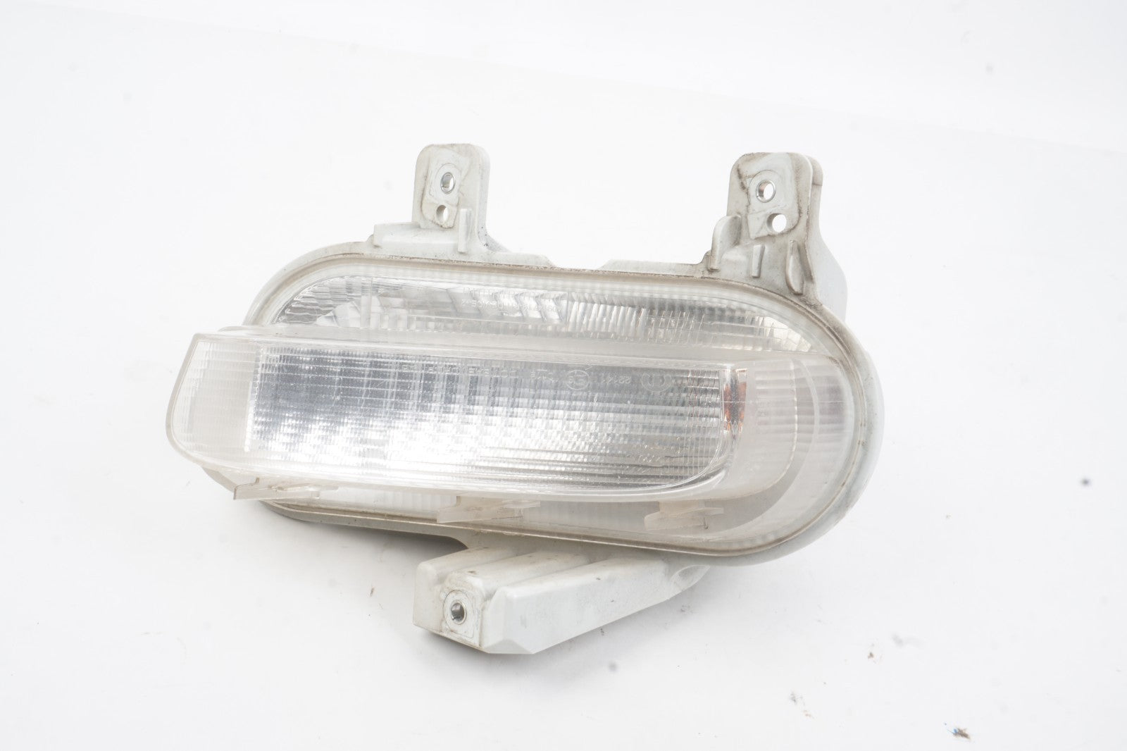 2019-2023 Jeep Renegade Front Right Passenger Side Turn Signal Lamp  OEM