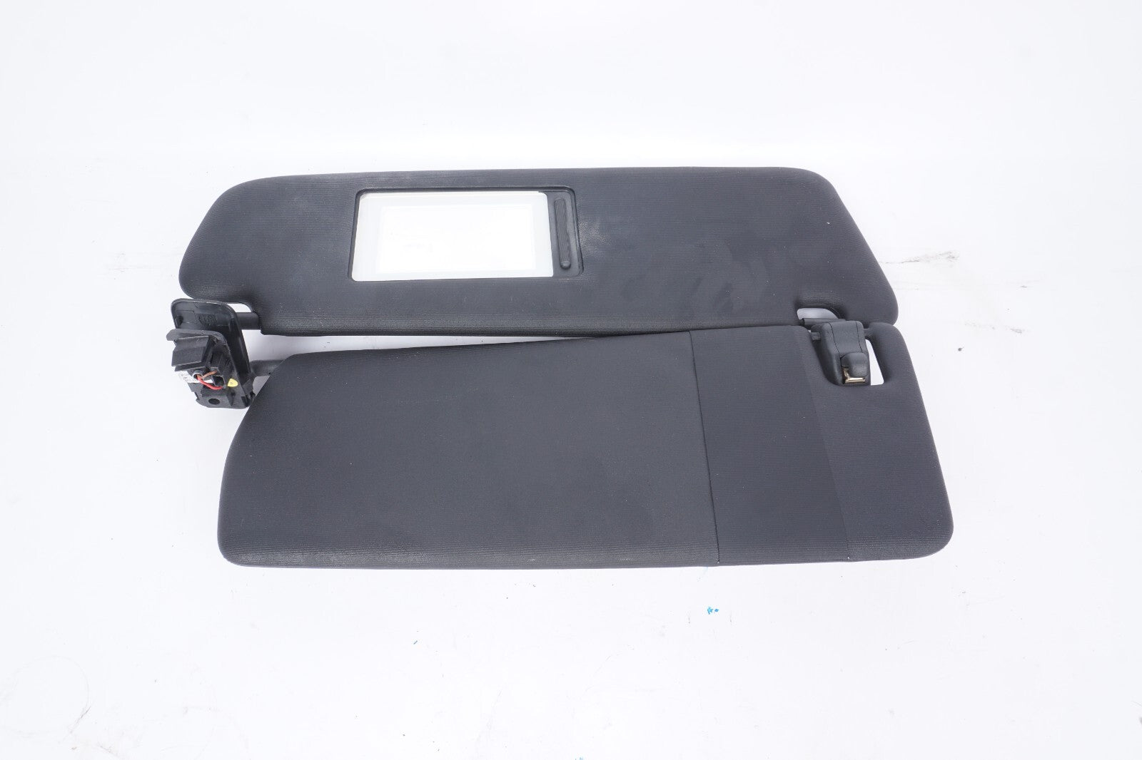 2011 - 2014 Porsche Cayenne 958 Sun Visor Front Right Passenger Side OEM