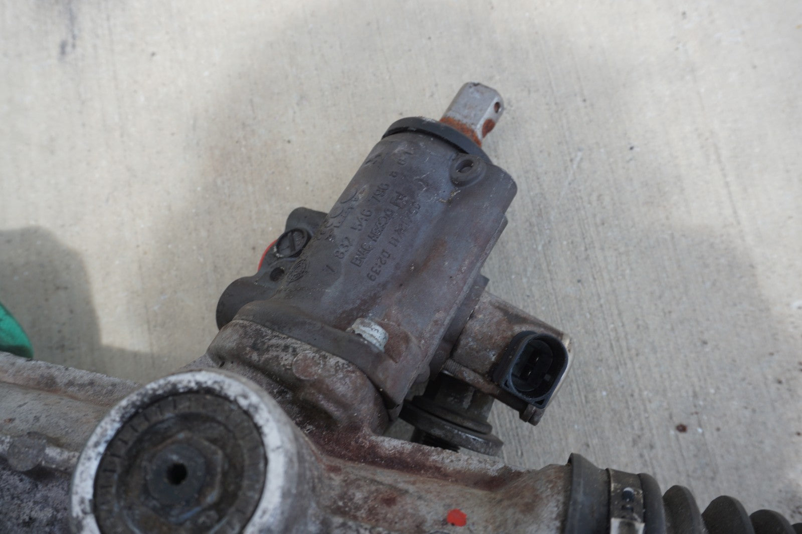 2011 - 2014 Audi A8 Quattro Power Steering Rack And Pinion OEM