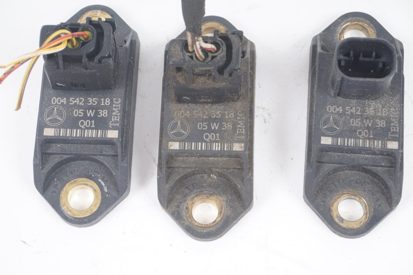 Acceleration Suspension Vertical Sensor 0045423518 For Mercedes X 3