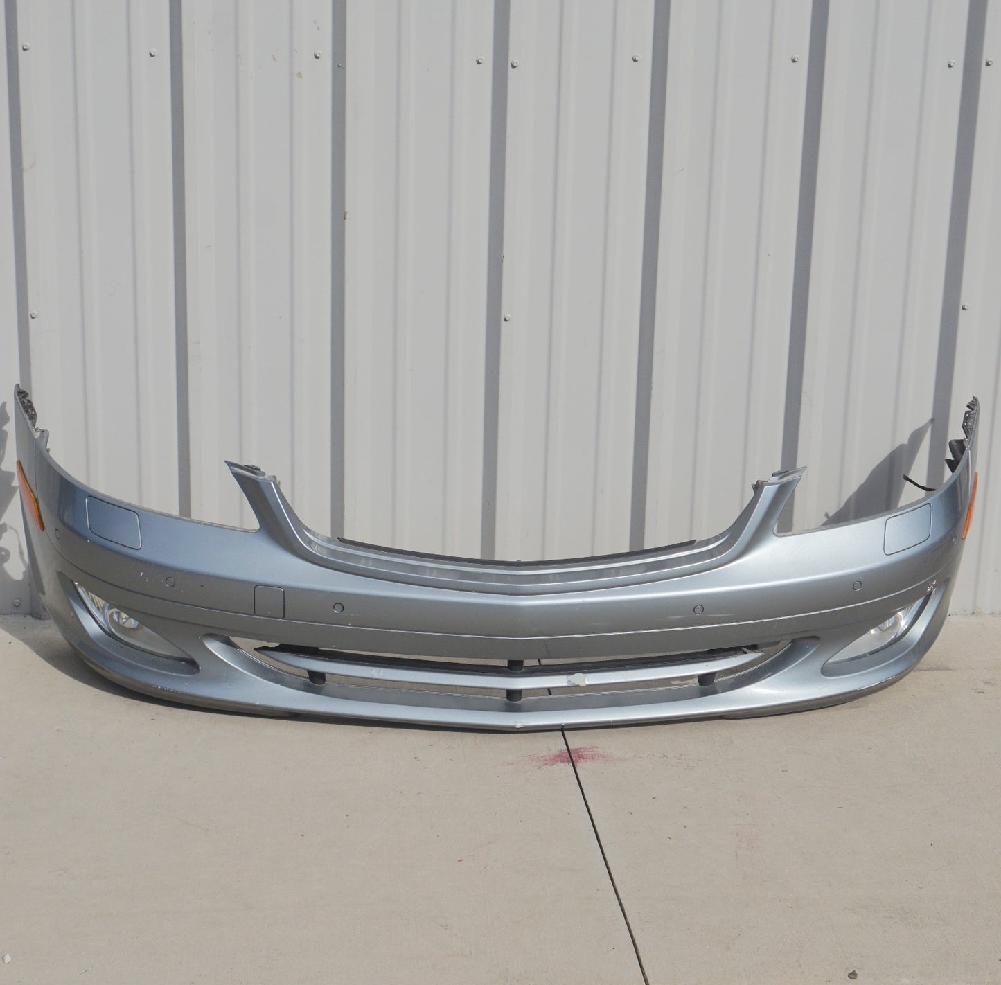 2007-2009 Mercedes W221 S550 S600 S450 Base Front Bumper Cover Assembly OEM