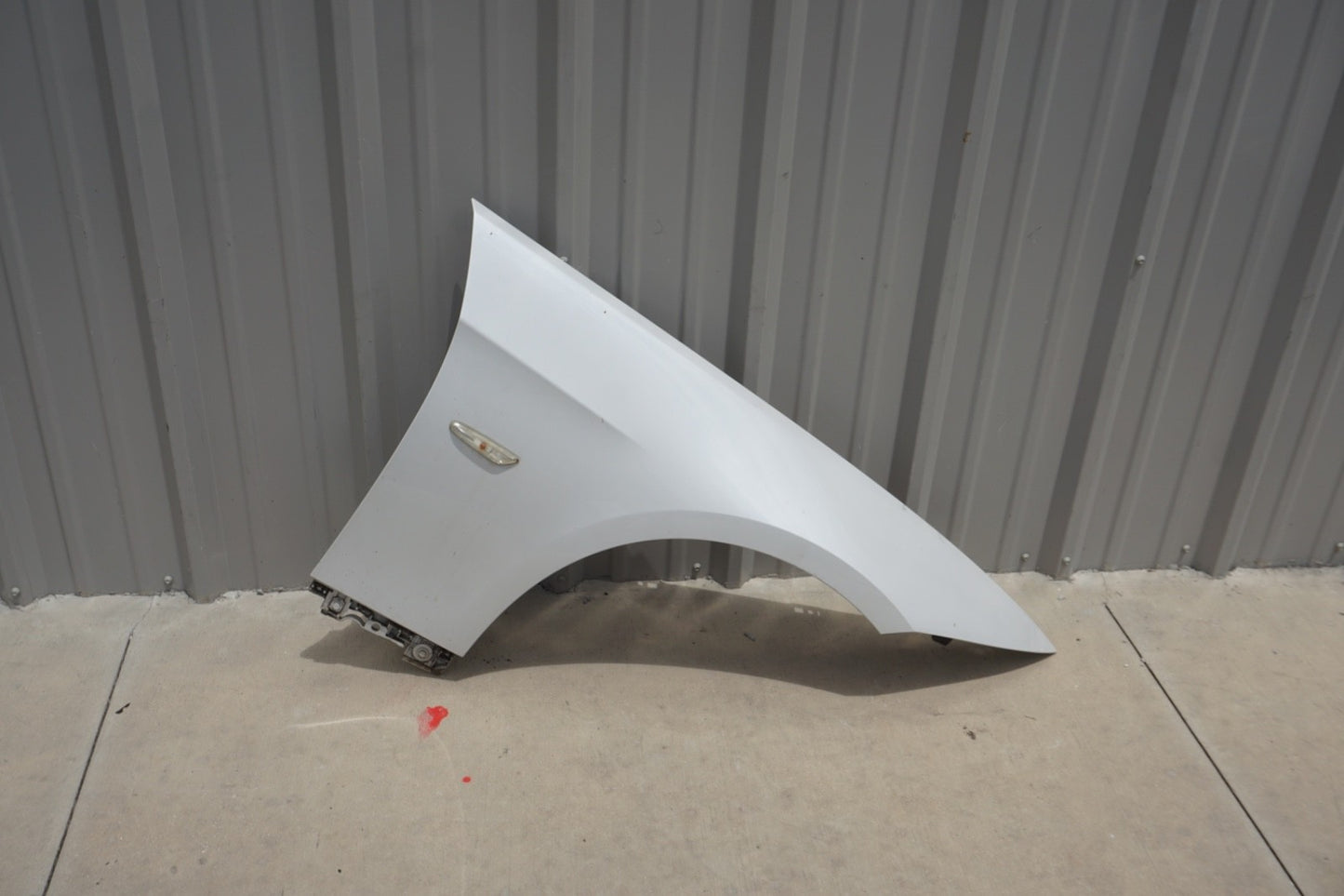 07-13 BMW E92 E93 Coupe Convertible 328i 335i Plactic Right Side Fender