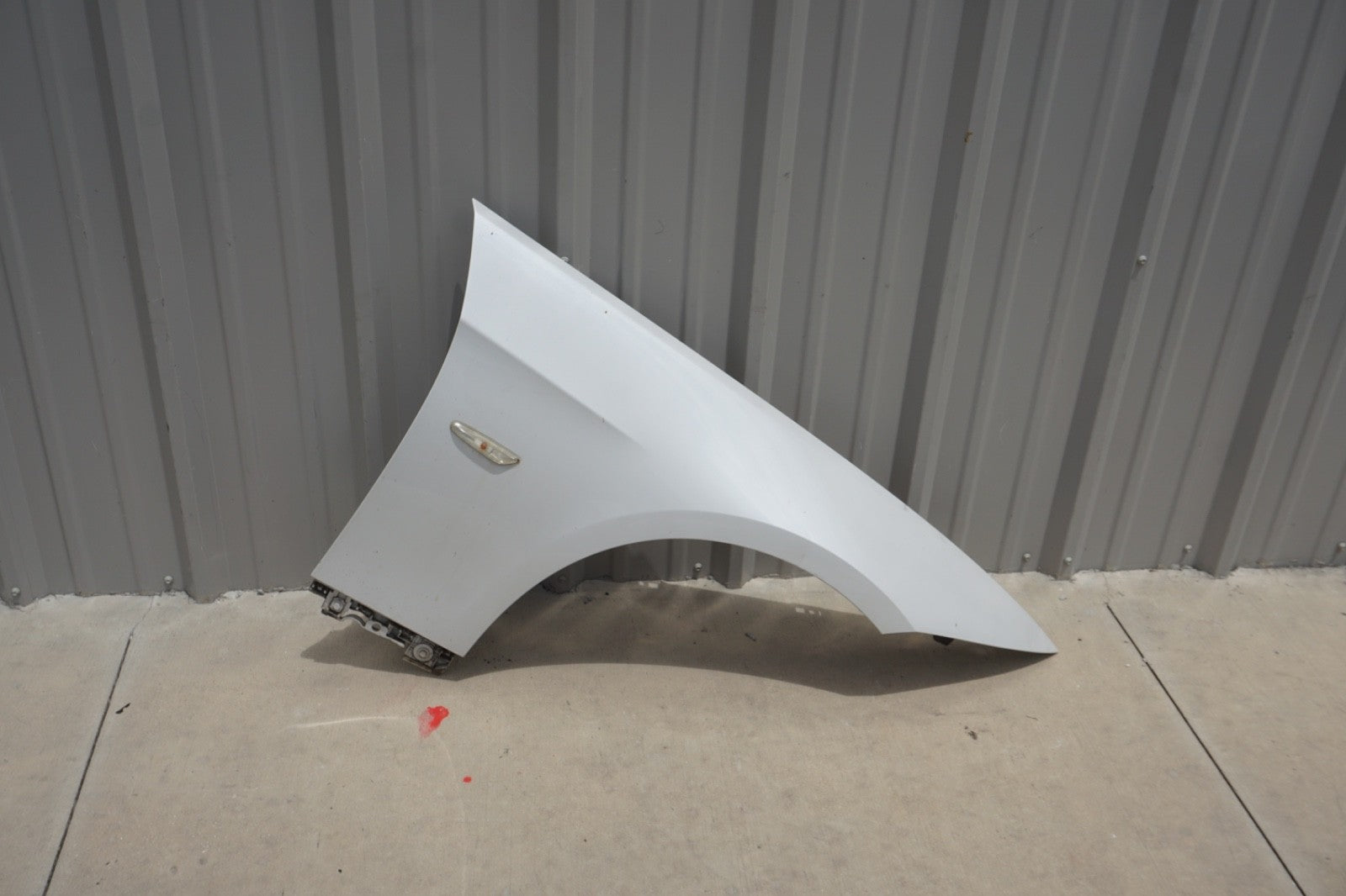 07-13 BMW E92 E93 Coupe Convertible 328i 335i Plactic Right Side Fender