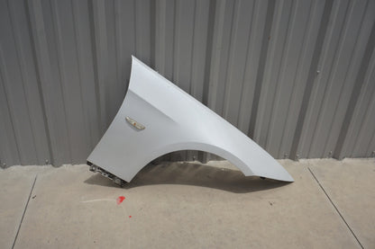 07-13 BMW E92 E93 Coupe Convertible 328i 335i Plactic Right Side Fender