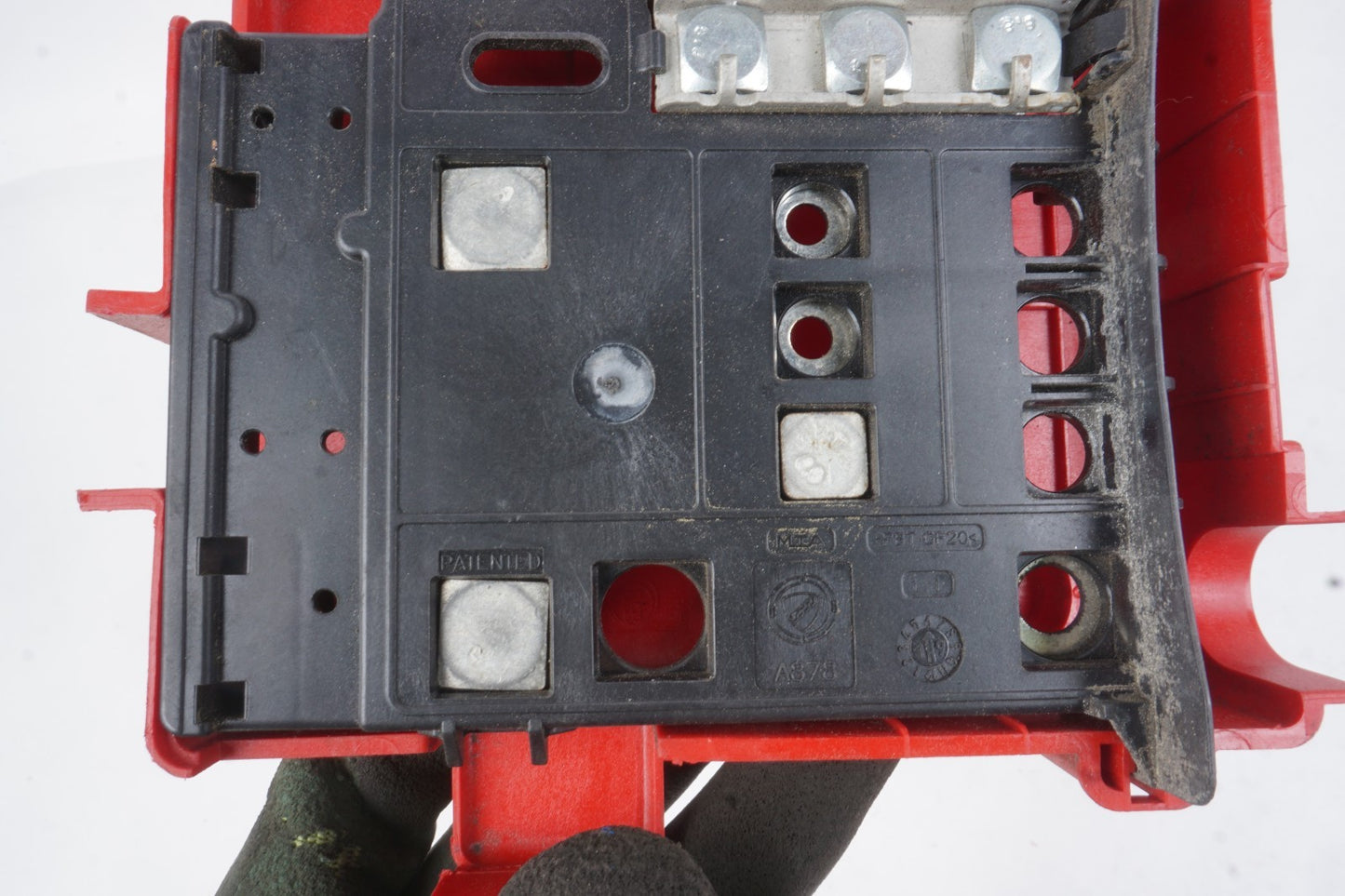 2015-2023 Jeep Renegade Battery  Terminal Bracket 00519885920 OEM