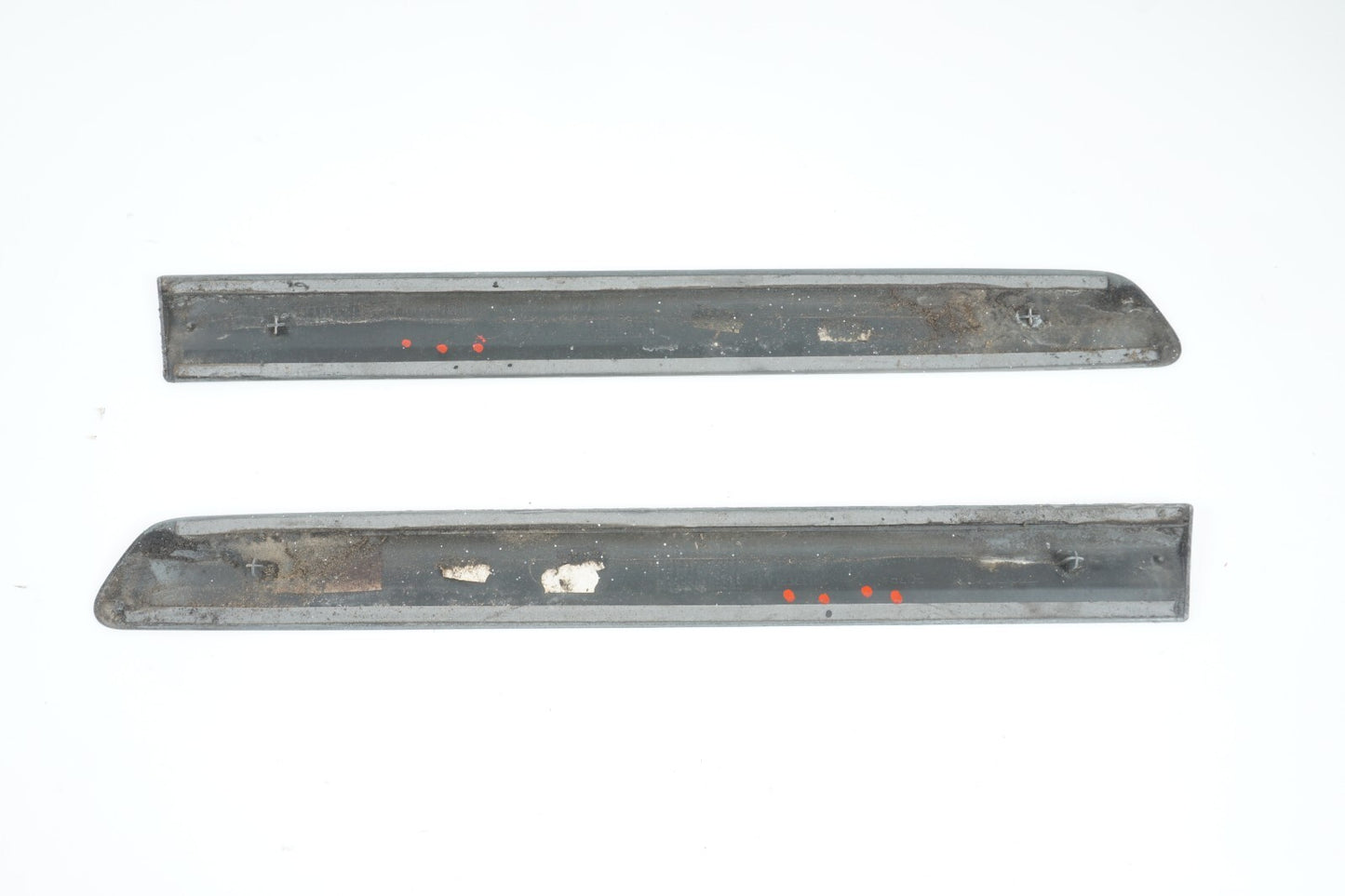 2006-2013 VOLVO C70 REAR QUARTER MOLDING TRIM LEFT & RIGHT SET OEM