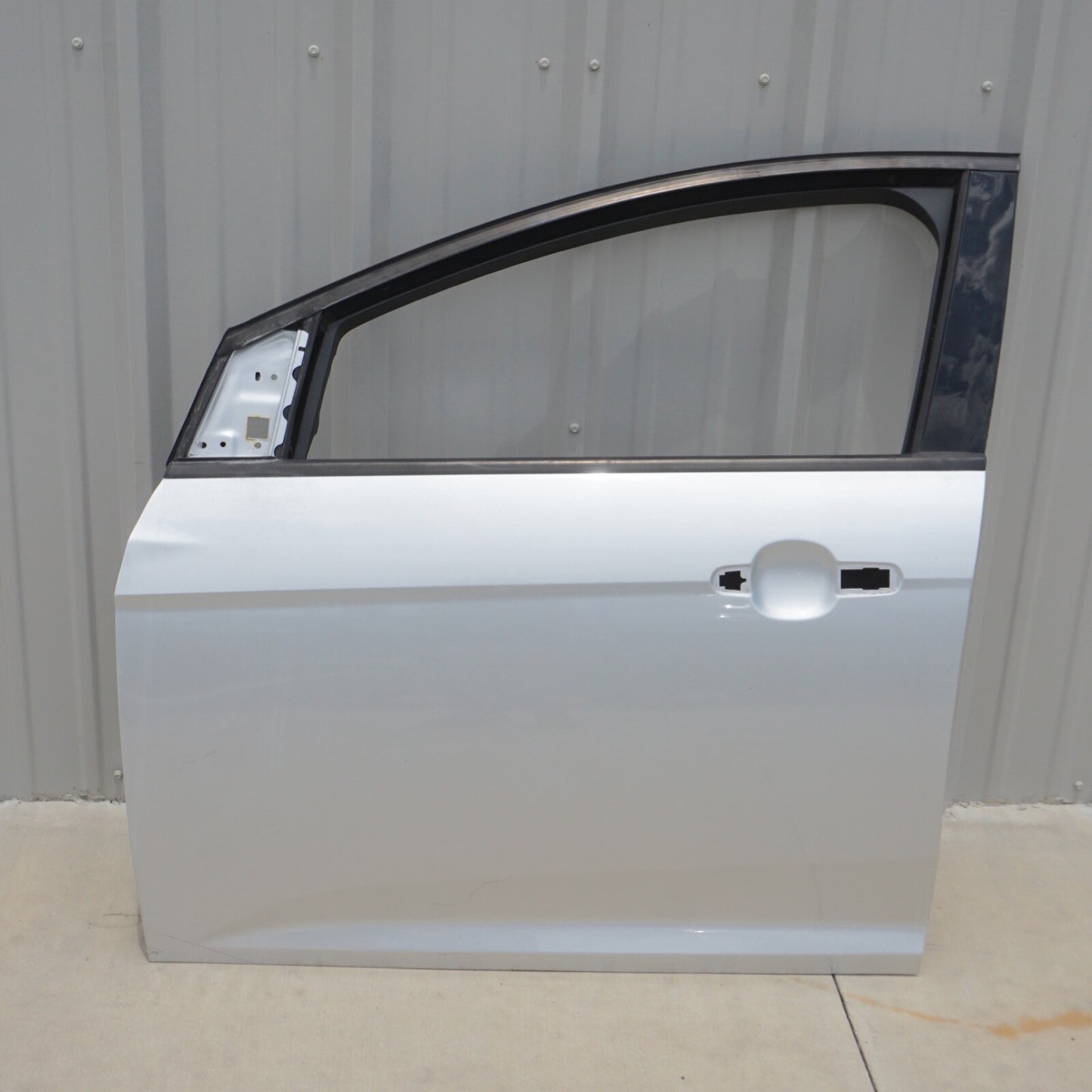 12-18 FORD FOCUS FRONT LEFT SIDE DOOR SHELL COVER PANEL OEM SILVER