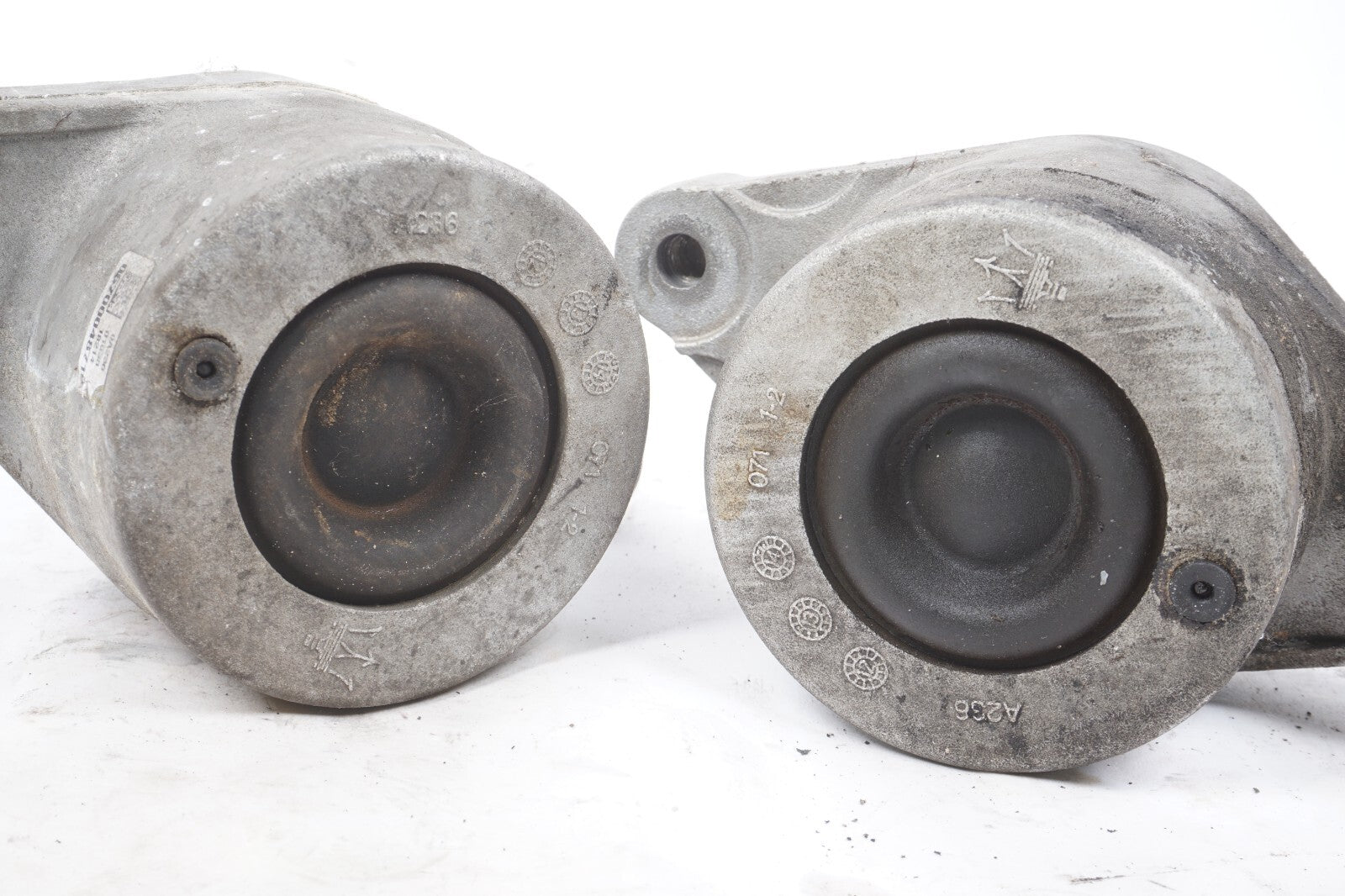 2014-2019 Maserati Ghibli 3.0L Engine Motor Mount Left & Right OEM 51K