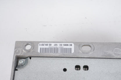 08-17 Mercedes W204 C300 E63 E550 Amplifier Amp Harman/Becker 2049007806 OEM