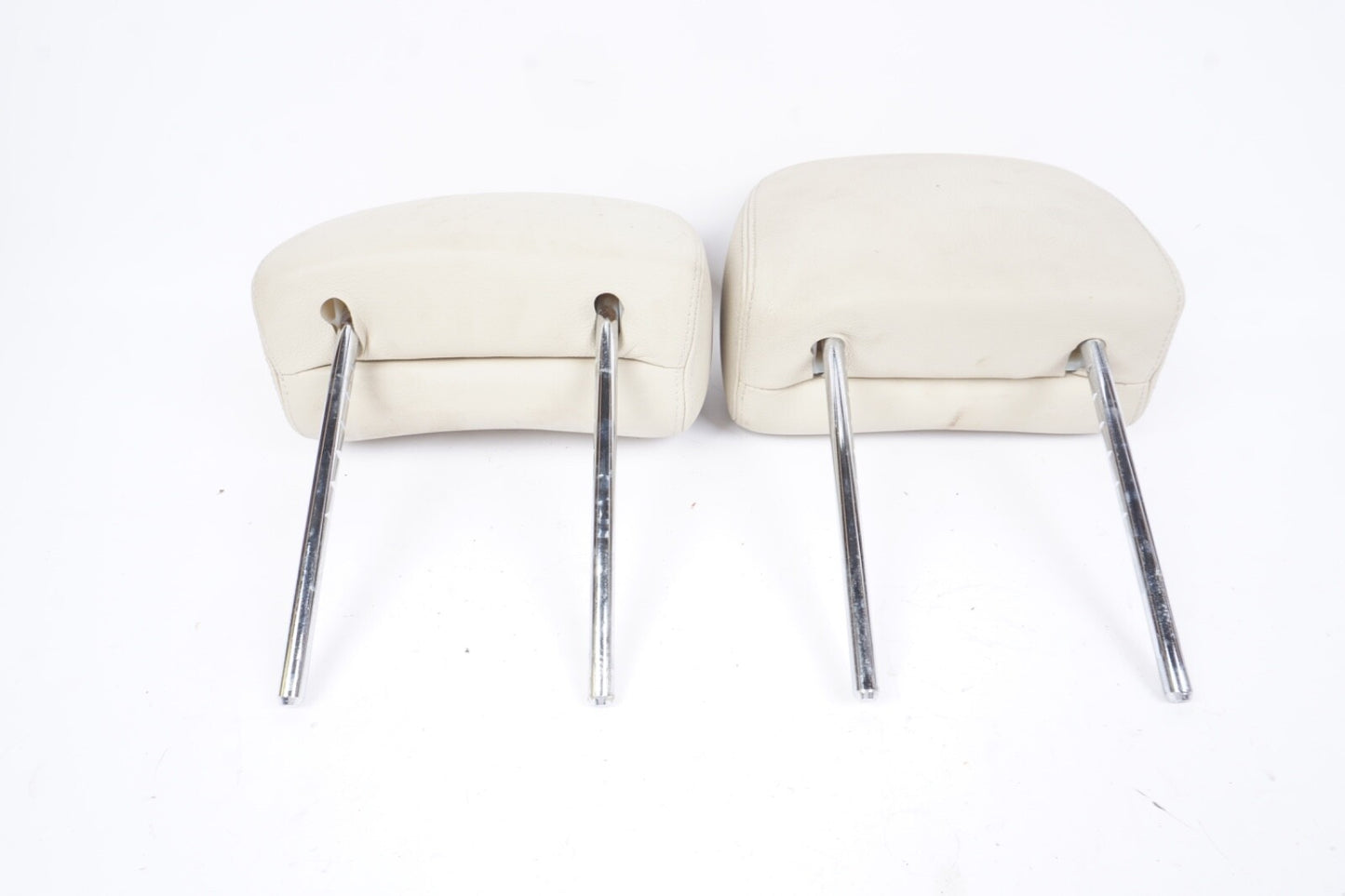 2004-2010 BMW 645CI 650i M6 Front Headrest Head Rest Cushion BEIGE OEM SET