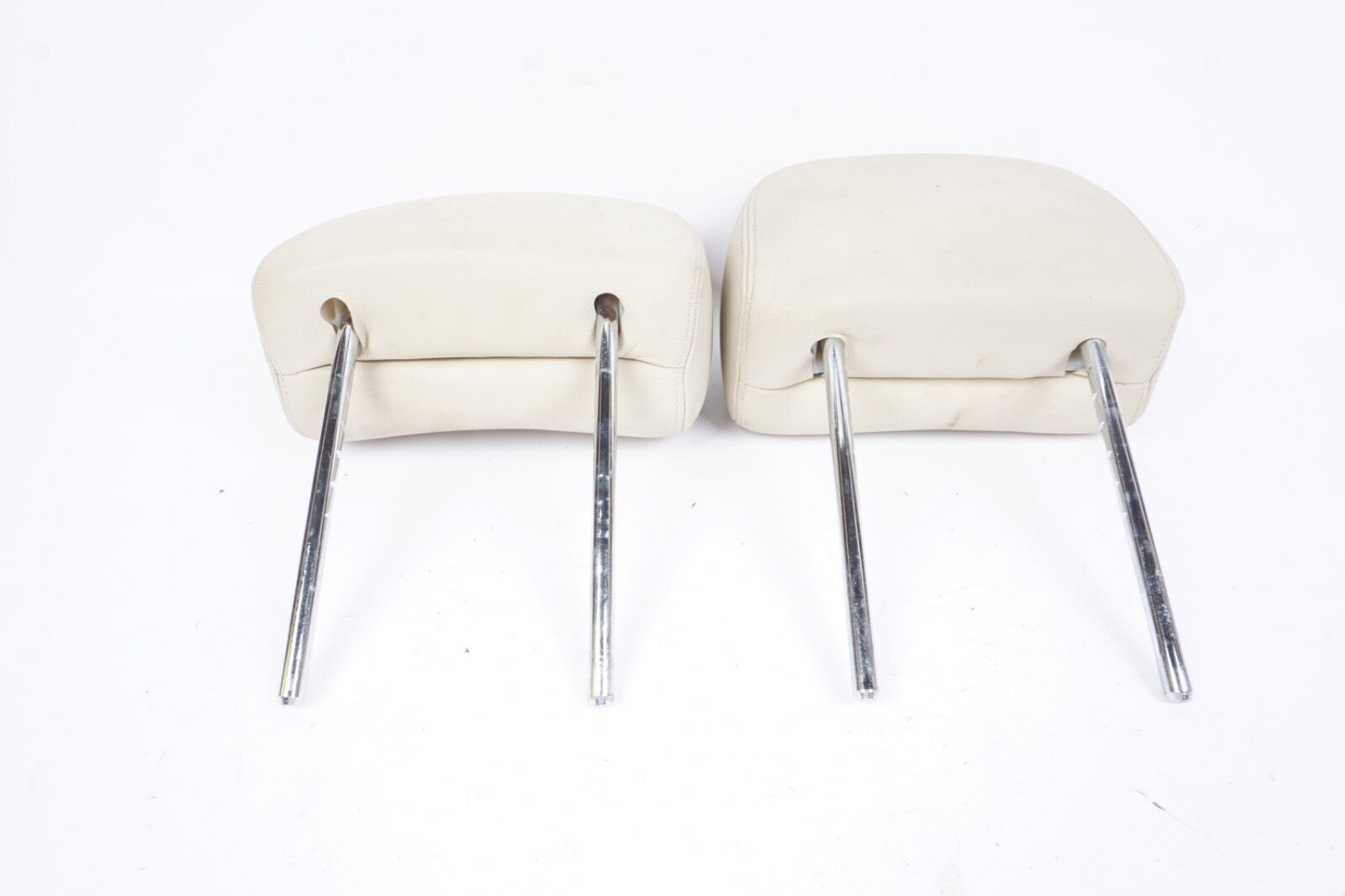 2004-2010 BMW 645CI 650i M6 Front Headrest Head Rest Cushion BEIGE OEM SET