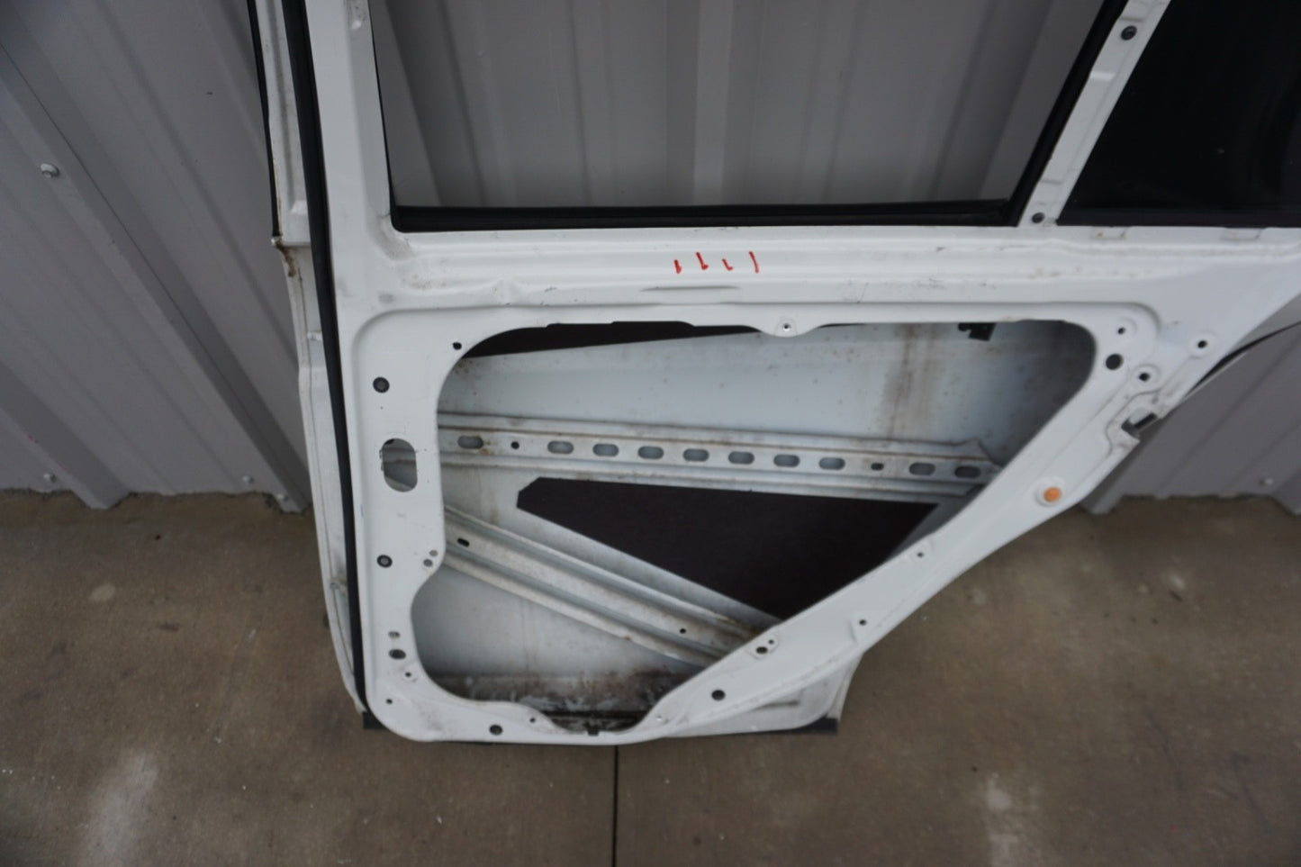 2008 - 2014 Mercedes C300 C250 C350 W204 Rear Right Door Shell OEM