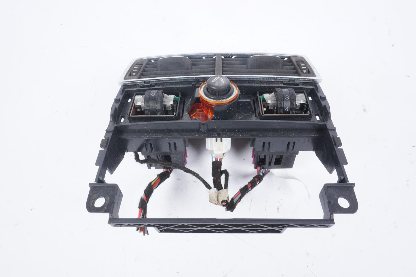 2004  - 2010 Audi A8 A8L Rear Center Console Air Vent OEM