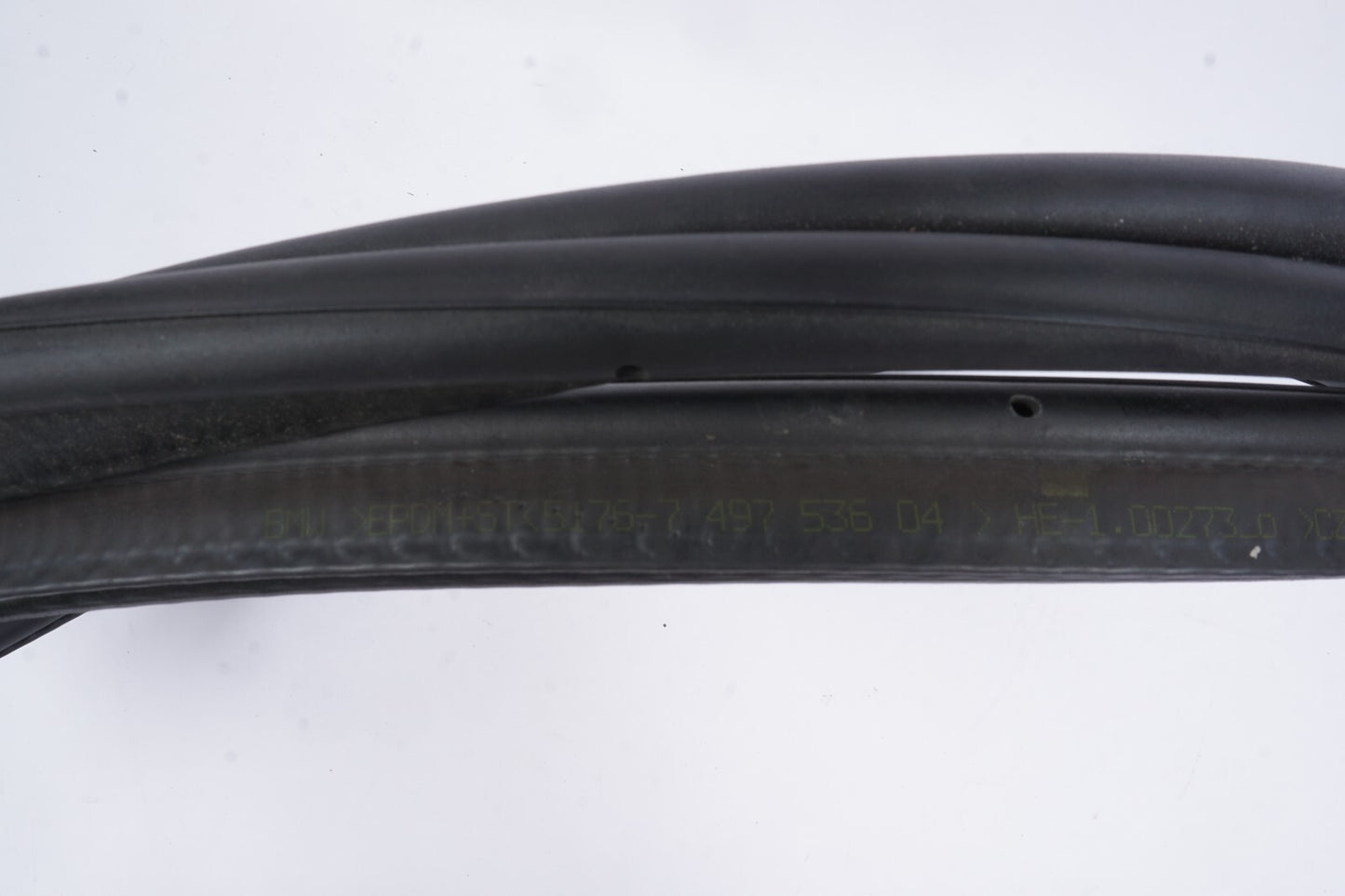 21 - 24 BMW 430I Convertible Trunk Weatherstrip Seal 7497536 OEM