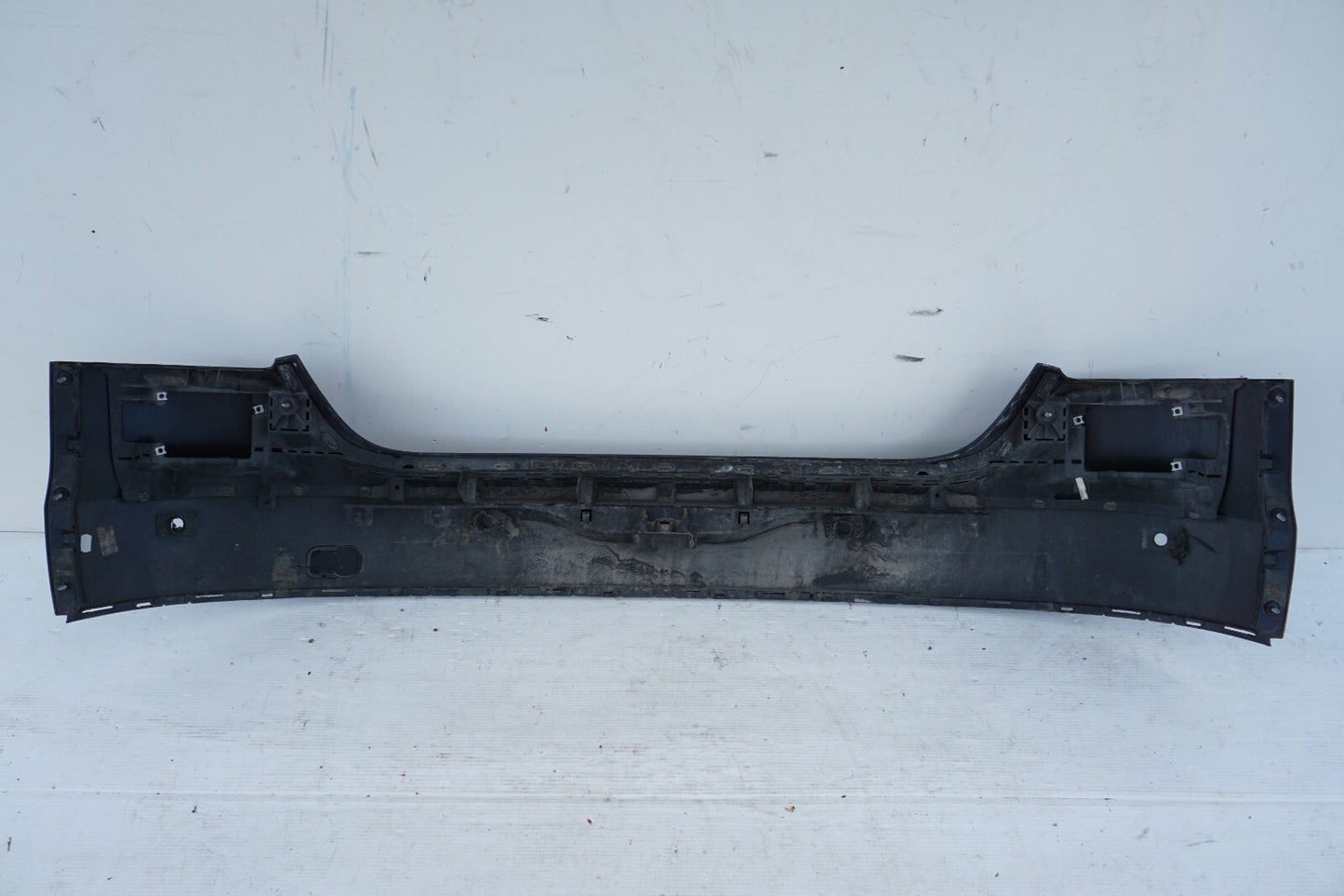 2011 - 2014 AUDI A8L A8 REAR BUMPER COVER OEM
