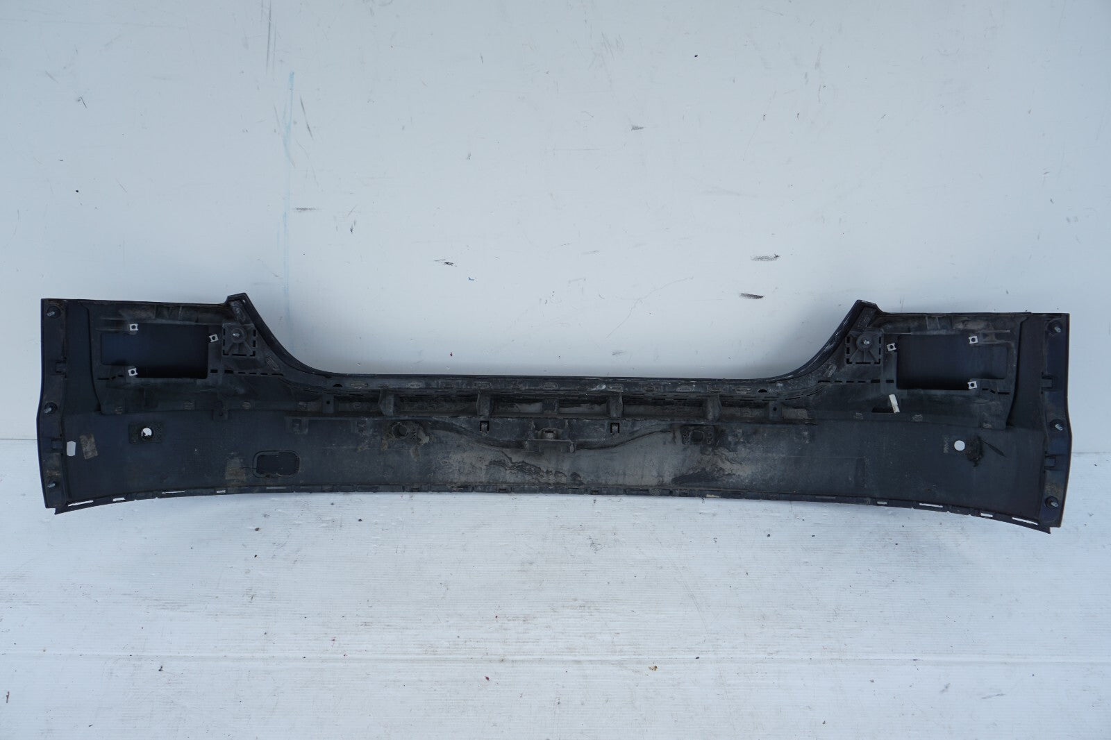 2011 - 2014 AUDI A8L A8 REAR BUMPER COVER OEM
