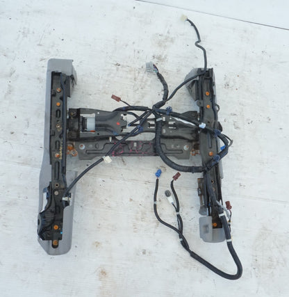 2011-2017 HONDA ODYSSEY FRONT LEFT DRIVER SEAT TRACK RAIL FRAME OEM