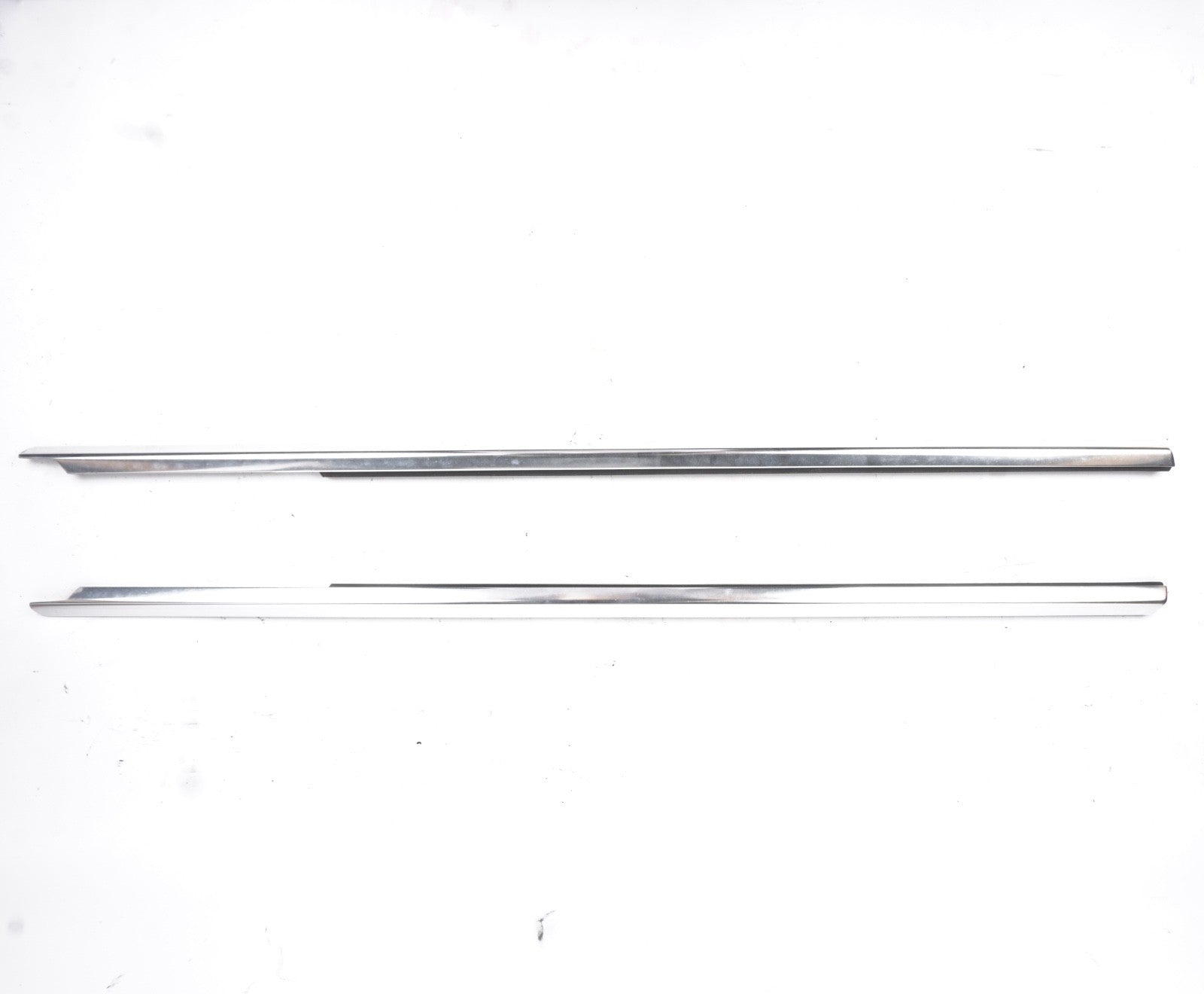 2010 - 2017 Mercedes Benz E350 E400 Coupe Rear Right Left Quarter Window Molding