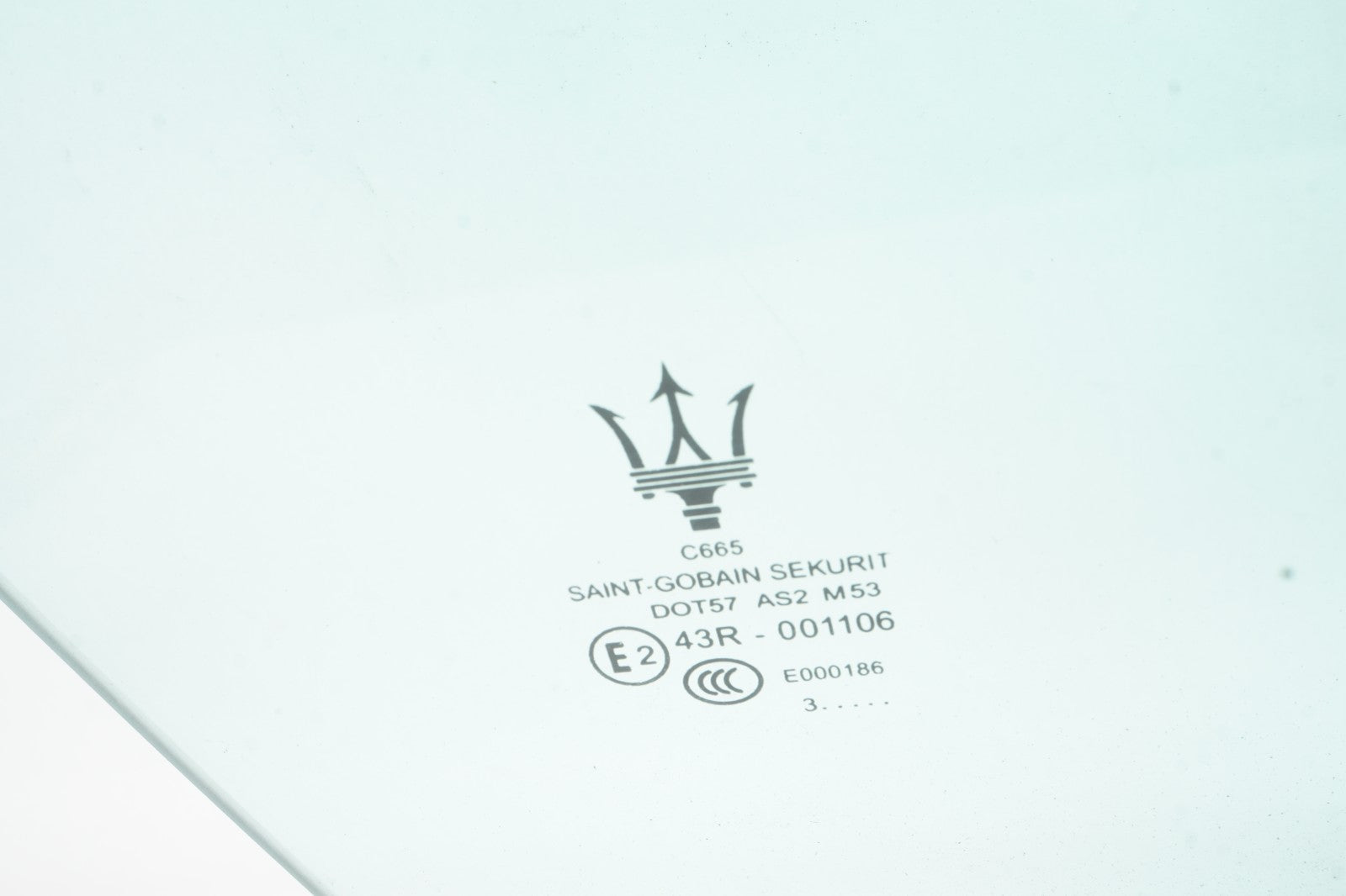 2014 - 2021 Maserati Ghibli Front Right Passenger Door Window Glass OEM