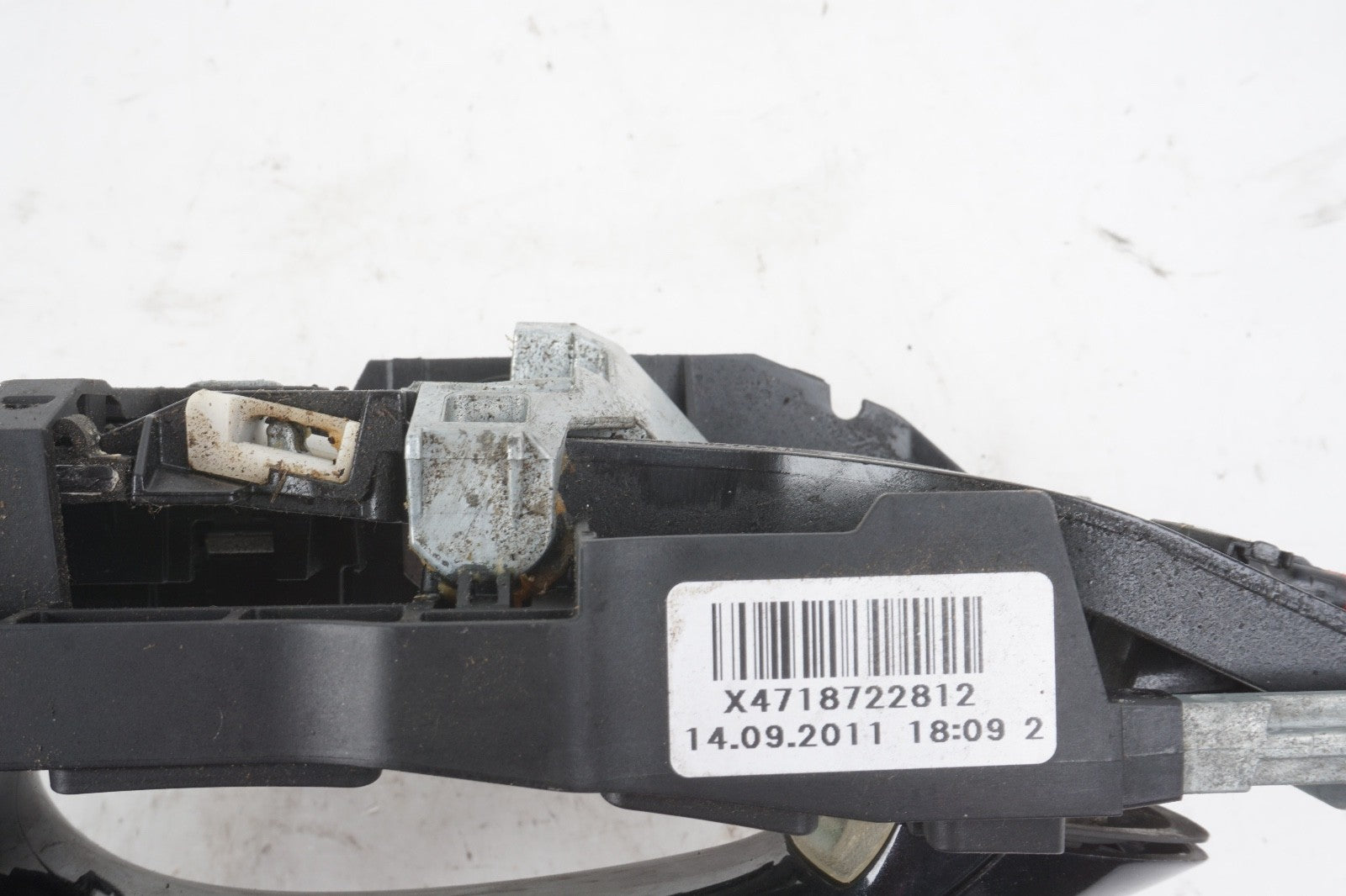 12-18 BMW 640i 650i Front Right Passenger Side Exterior Door Handle X4718722812