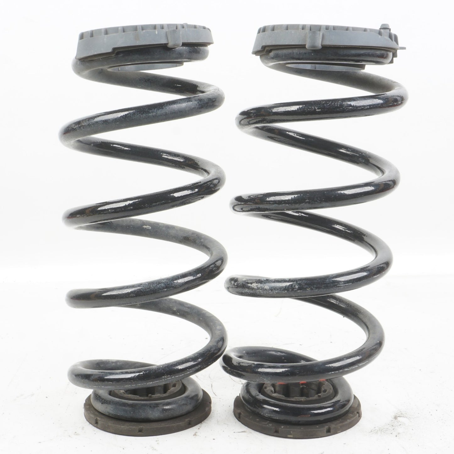 2022 - 2023 MERCEDES EQB300 X243 REAR SUSPENSION COIL SPRING SET OEM