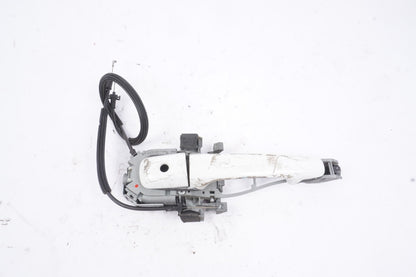 06-13 Volvo C70 Front LEFT  DRIVER Side Exterior Door Handle Trim White Oem