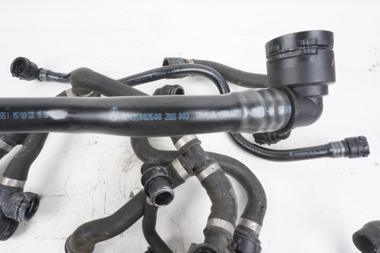 2022 - 2024 MERCEDES EQB350 EQB300 COOLANT COOLING HOSE TUBE PIPE LINE SET