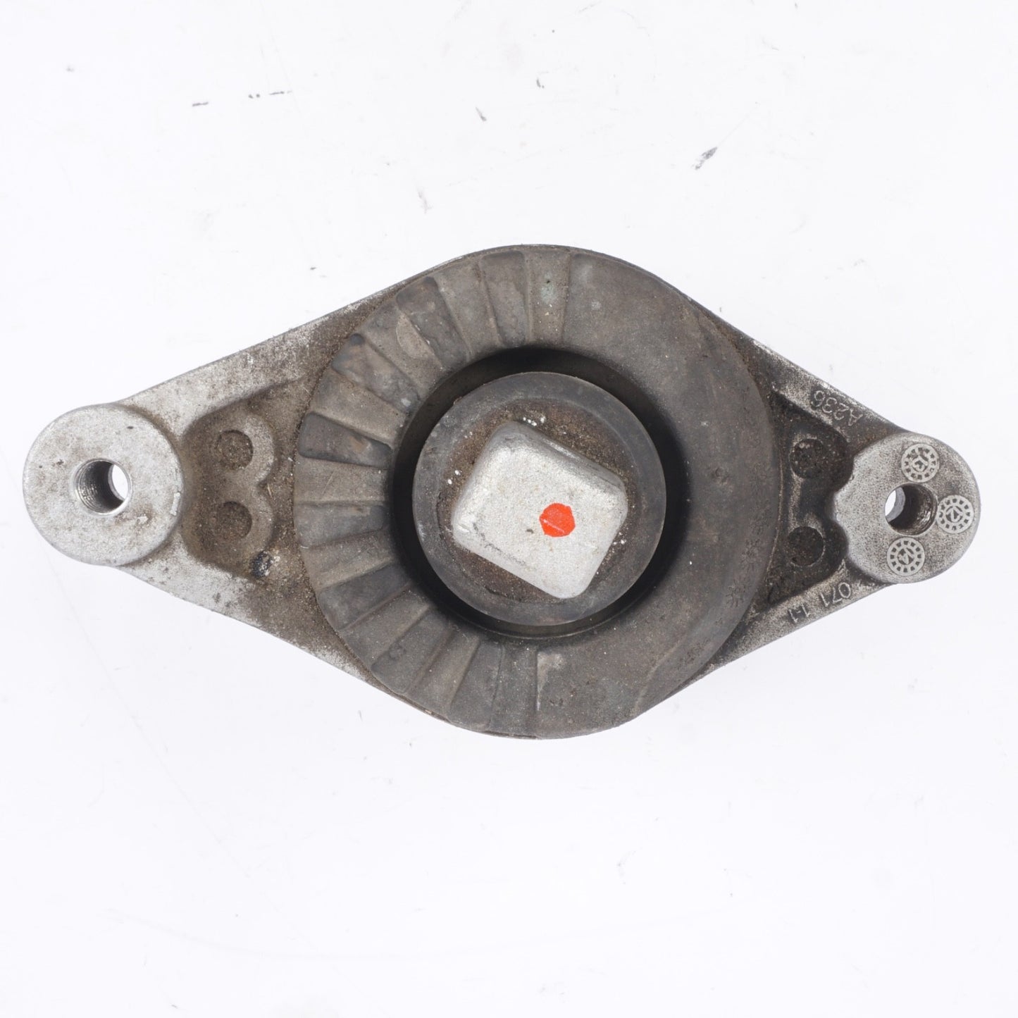 2014 - 2020 MASERATI GHIBLI 3.0L ENGINE MOTOR LEFT SIDE MOUNT BRACKET OEM