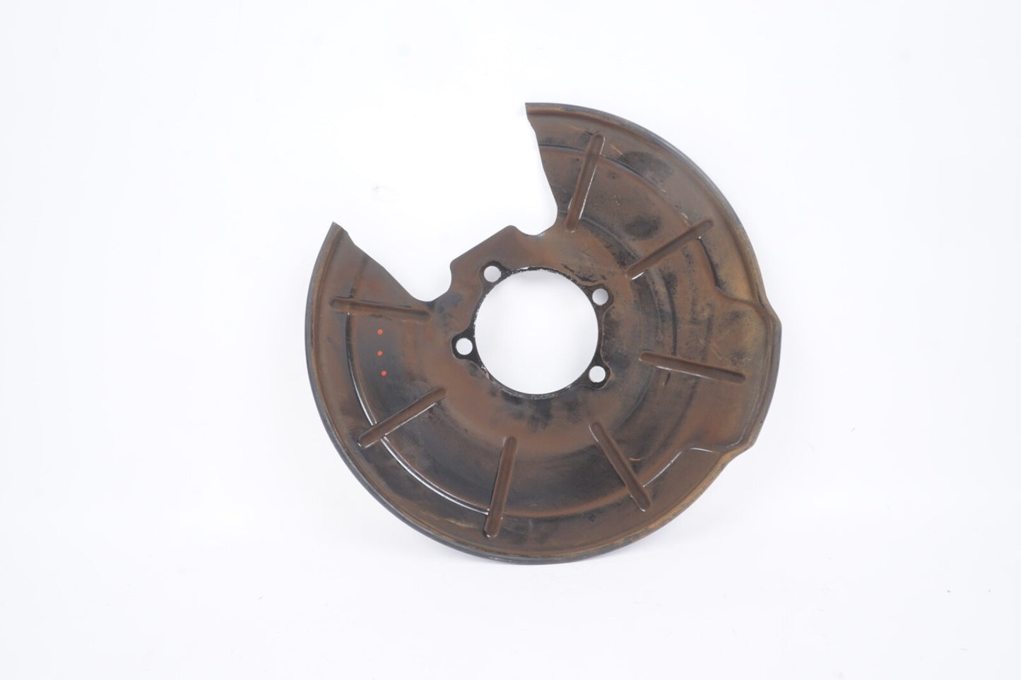 2021 - 2023 POLESTAR 2 AWD REAR LEFT DRIVER SIDE SPINDLE KNUCKLE HUB SHIELD