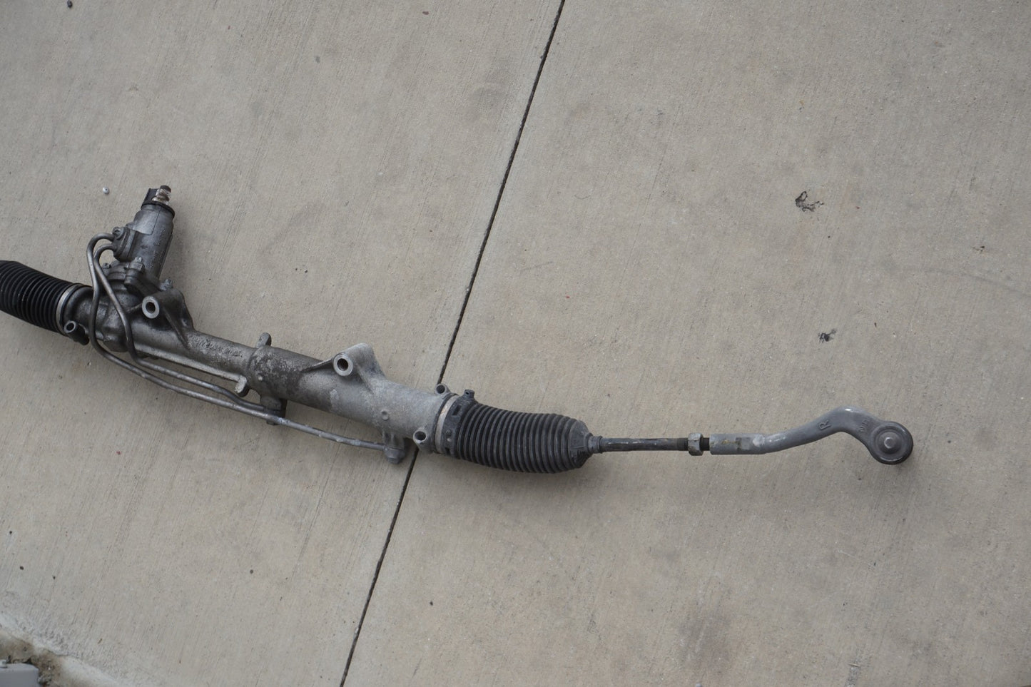 2010 - 2013 Mercedes E550 E350 RWD Power Steering Rack and Pinion OEM