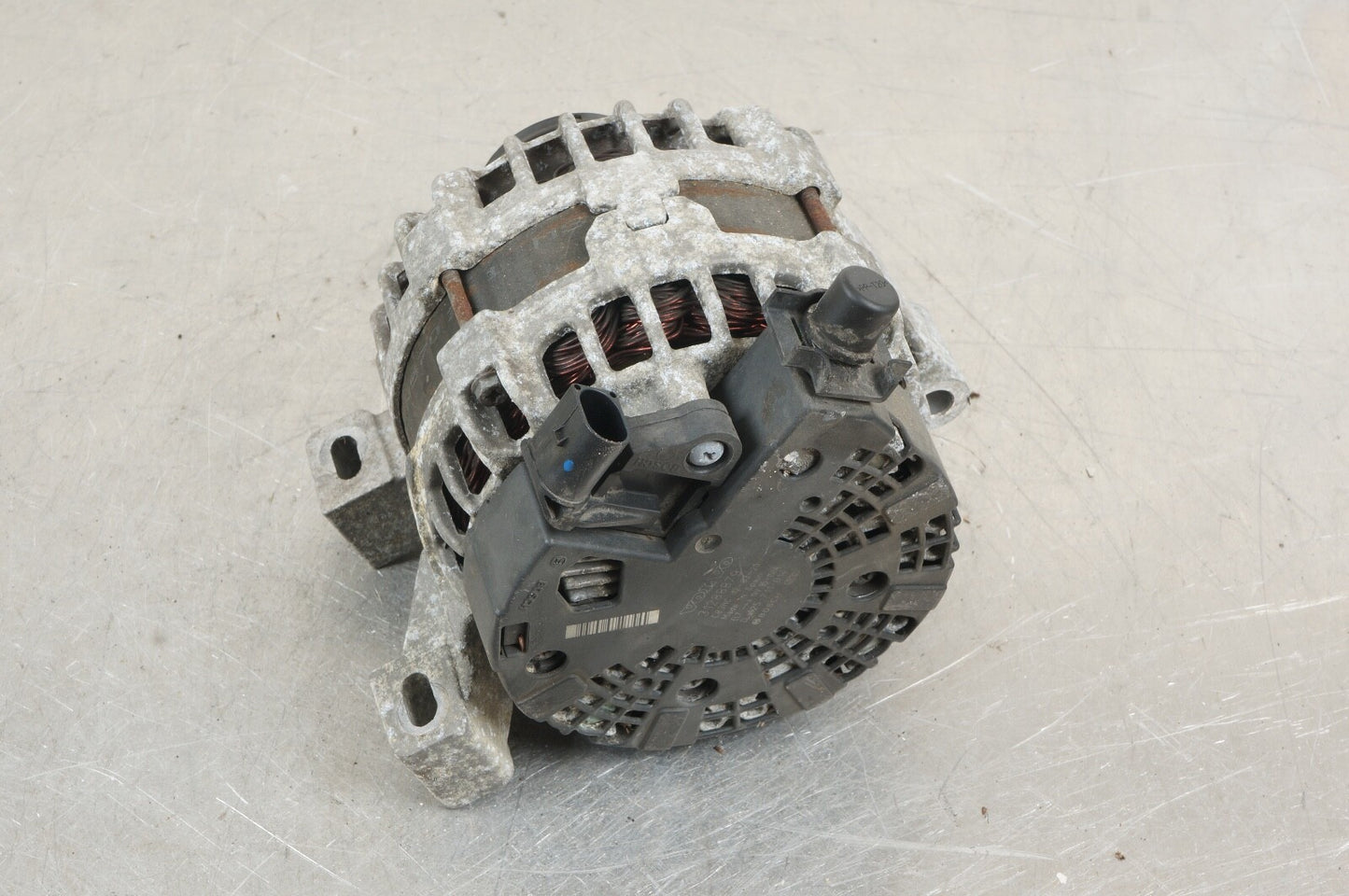 2013 Volvo C70 Alternator Generator Assembly Unit 14V 150 Amp Bosch OEM 31288879