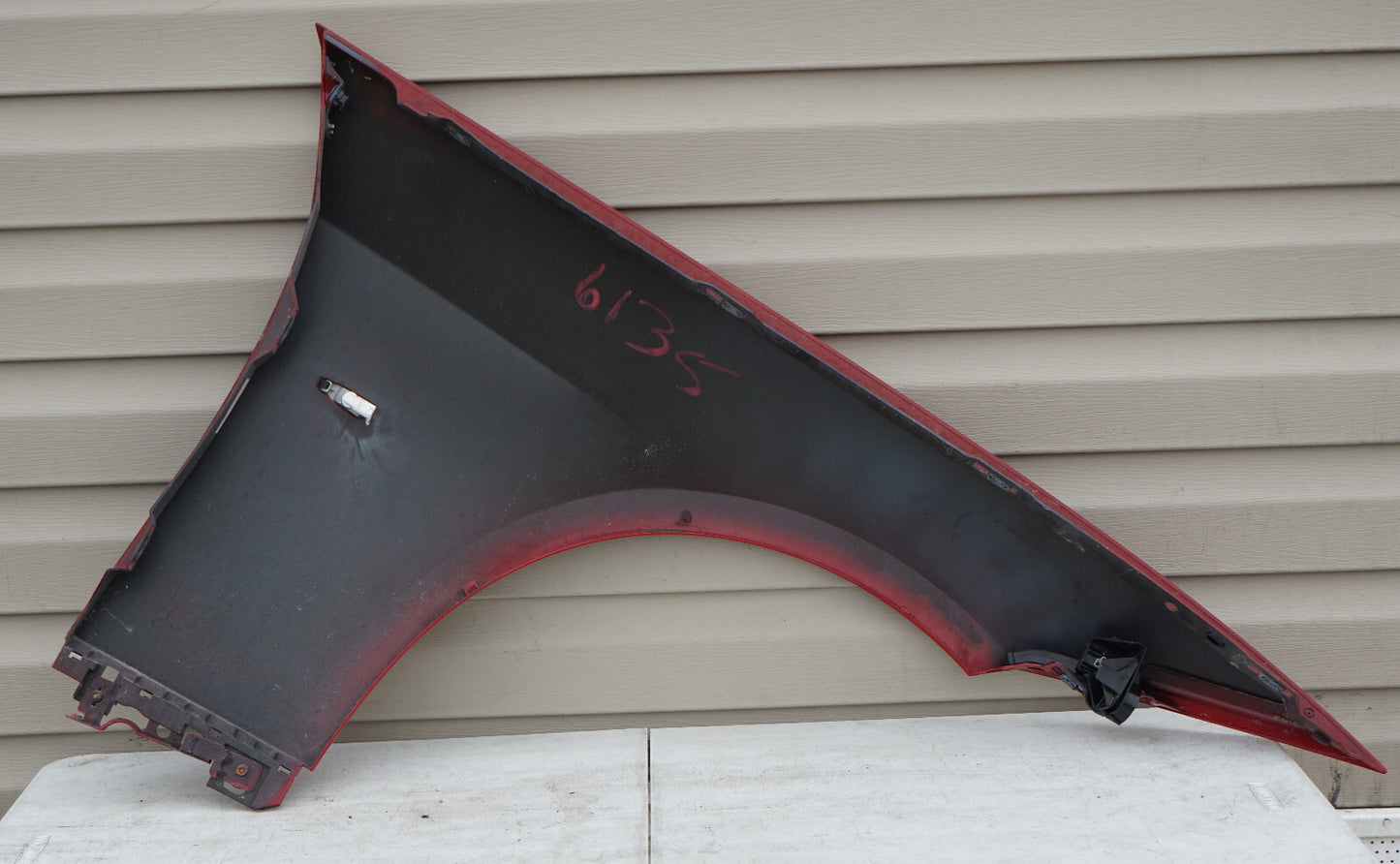 2007 - 2010 BMW 328i E93 CONVERTIBLE FRONT FENDER LEFT DRIVER SIDE  OEM