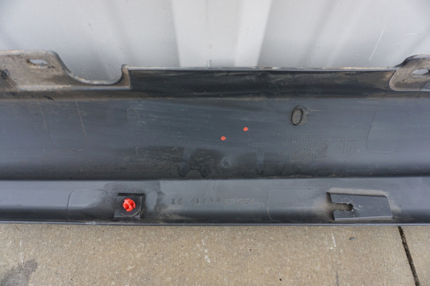 2015 - 2021 Jeep Renegade Right Side Skirt Rocker Panel Cover Molding OEM
