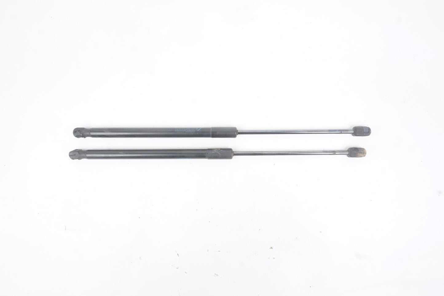 2015-2023 Jeep Renegade Liftgate Lift Cylinder Strut  Left & Right OEM