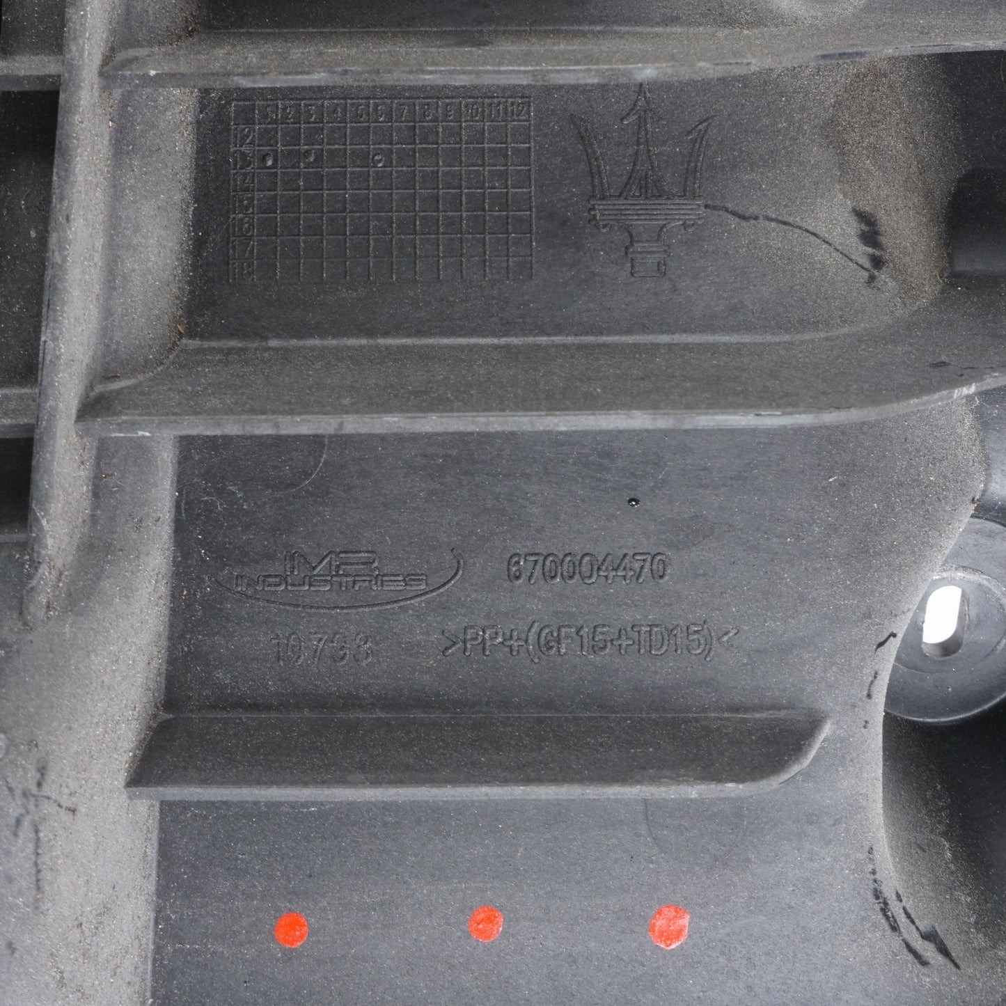2014 - 2017 Maserati Ghibli Rear Bumper Support Mount Bracket Set OEM