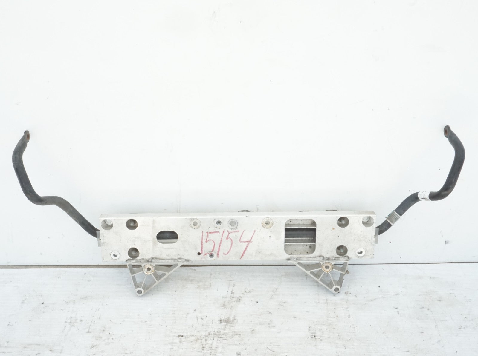 17 - 24 CHRYSLER PACIFICA FRONT SUBFRAME CROSSMEMBER BRACKET 68223606AC  OEM