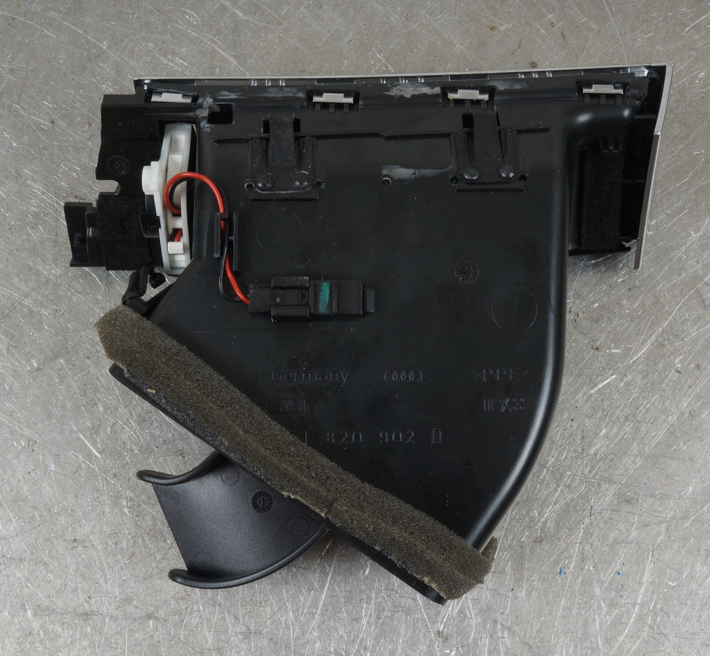 2005-2011 AUDI A6 S6 QUATTRO FRONT RIGHT PASSENGER SIDE DASH AIR VENT 4F1820902