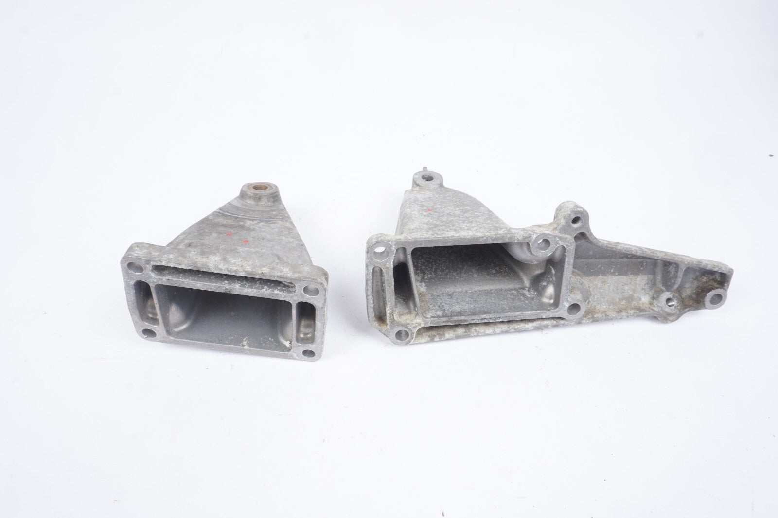 03-06 Mercedes R230 SL500 Engine Mount Bracket Support Set Right & Left OEM