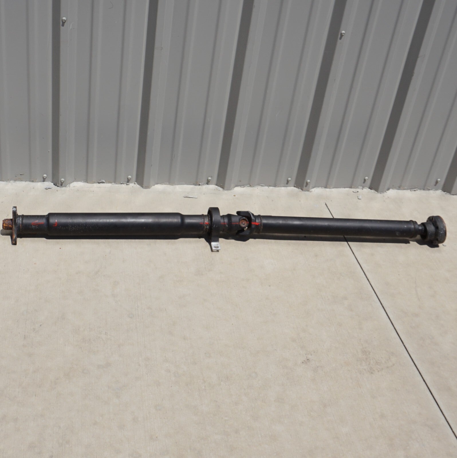 06-10 BMW E64 650i 4.8l AT Rear Driveshaft 7576479 OEM