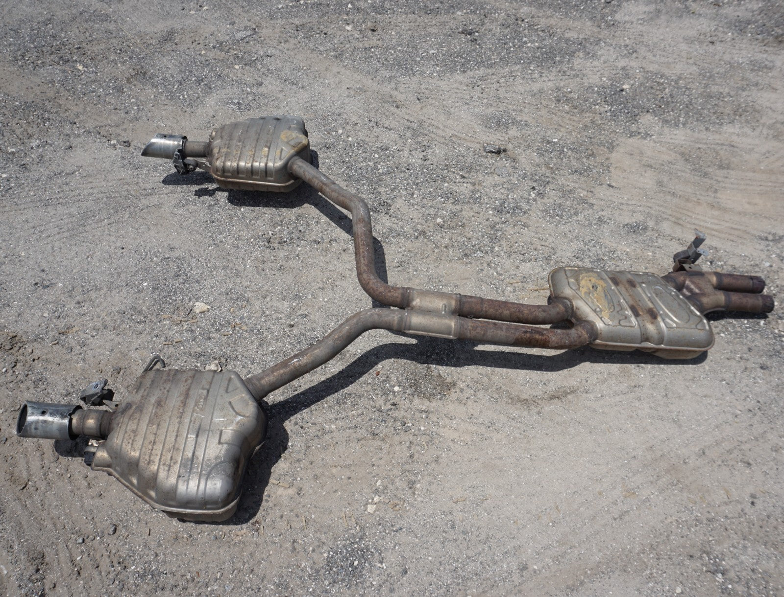 2013 - 2017 AUDI A8 A8L 3.0L EXHAUST SYSTEM PIPE W/ MUFFLER OEM