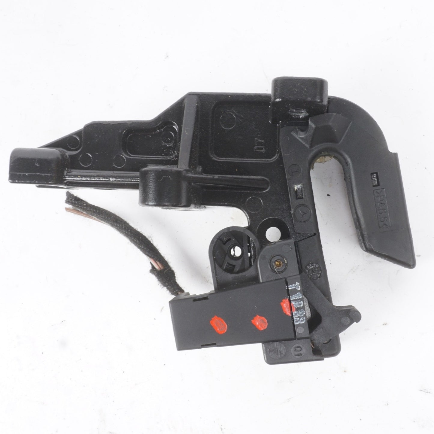 2010 - 2016 Mercedes W207 E550 E350 Convertible Left Lock Actuator OEM