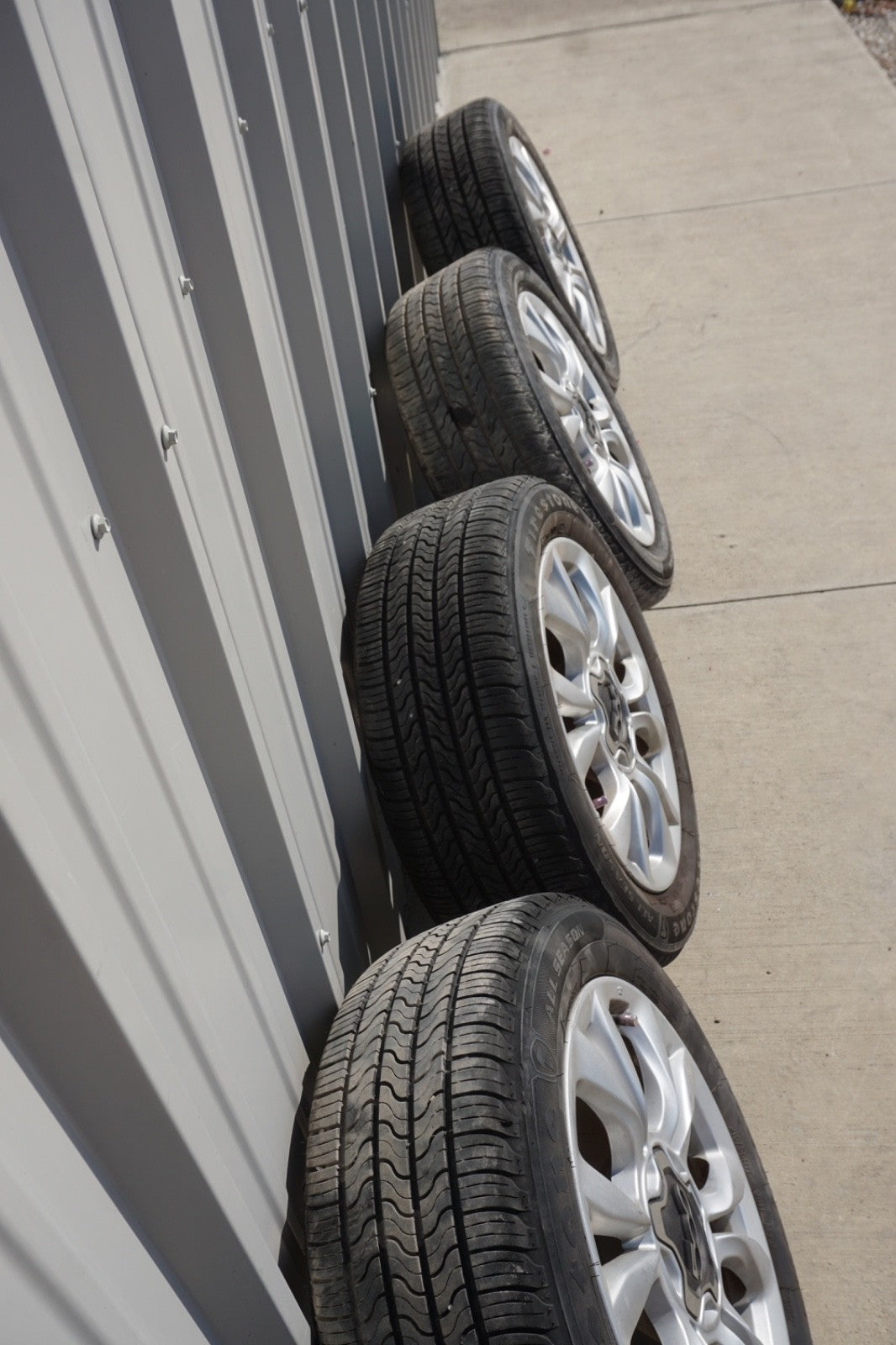 2016 - 2018 Fiat 500 Rim Rims Wheel Wheels OEM Aluminum 17x7 SET