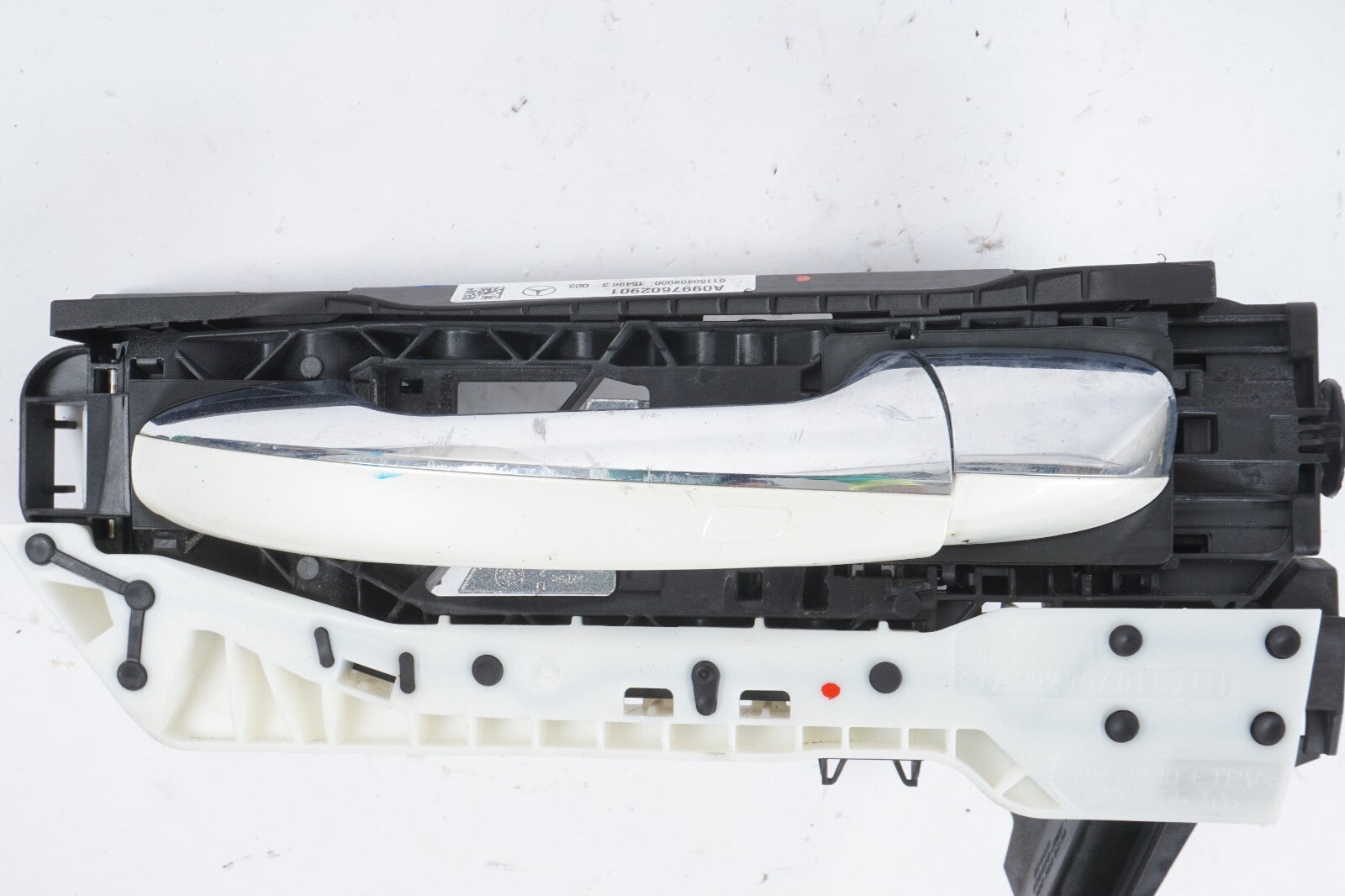 14 - 17 Mercedes S550 W222 FRONT LEFT DRIVER SIDE DOOR EXTERIOR HANDLE  OEM